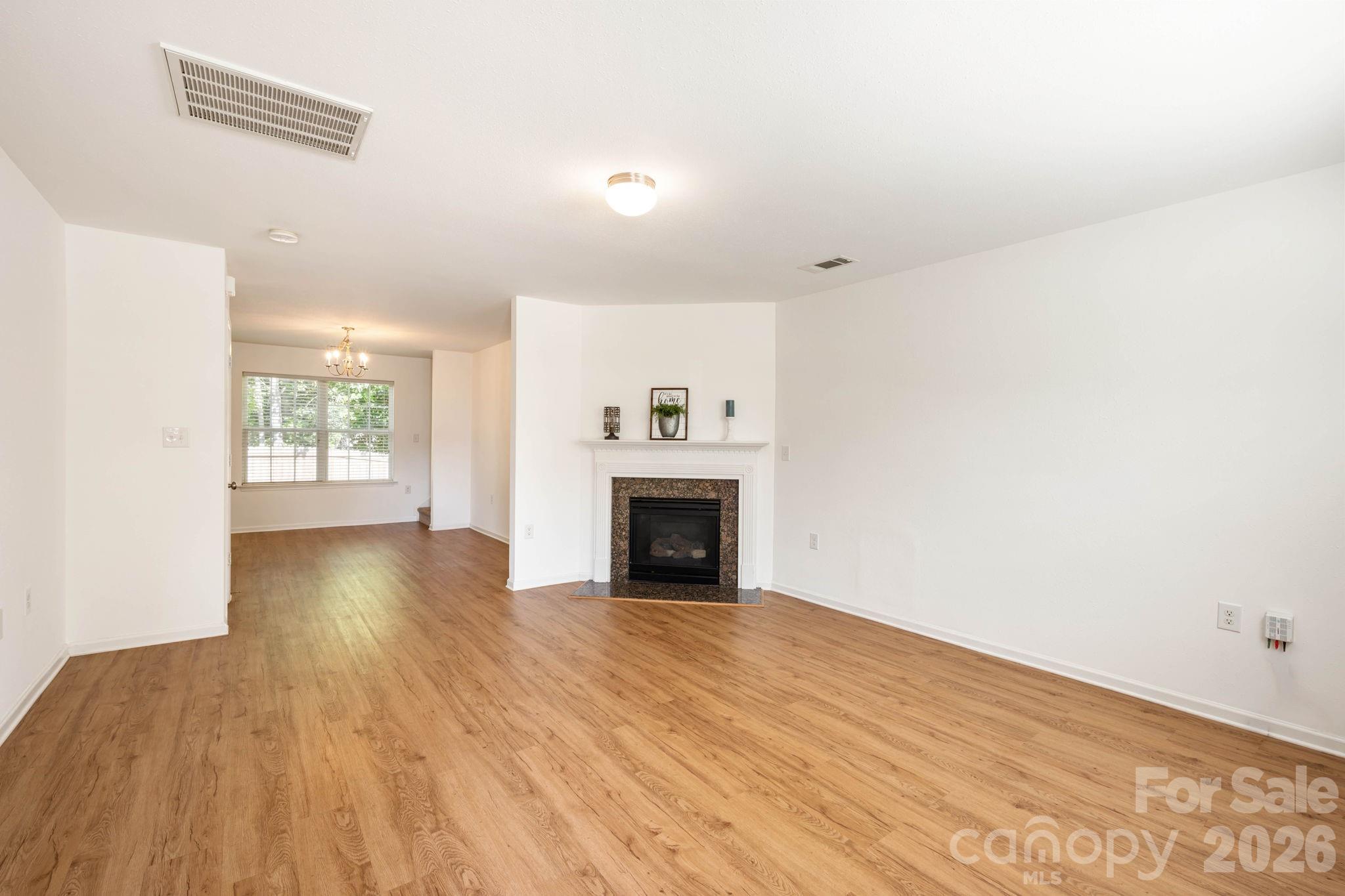 1429 River Run Road Property Photo 3