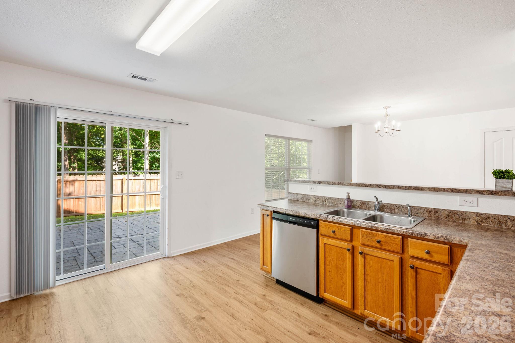 1429 River Run Road Property Photo 9