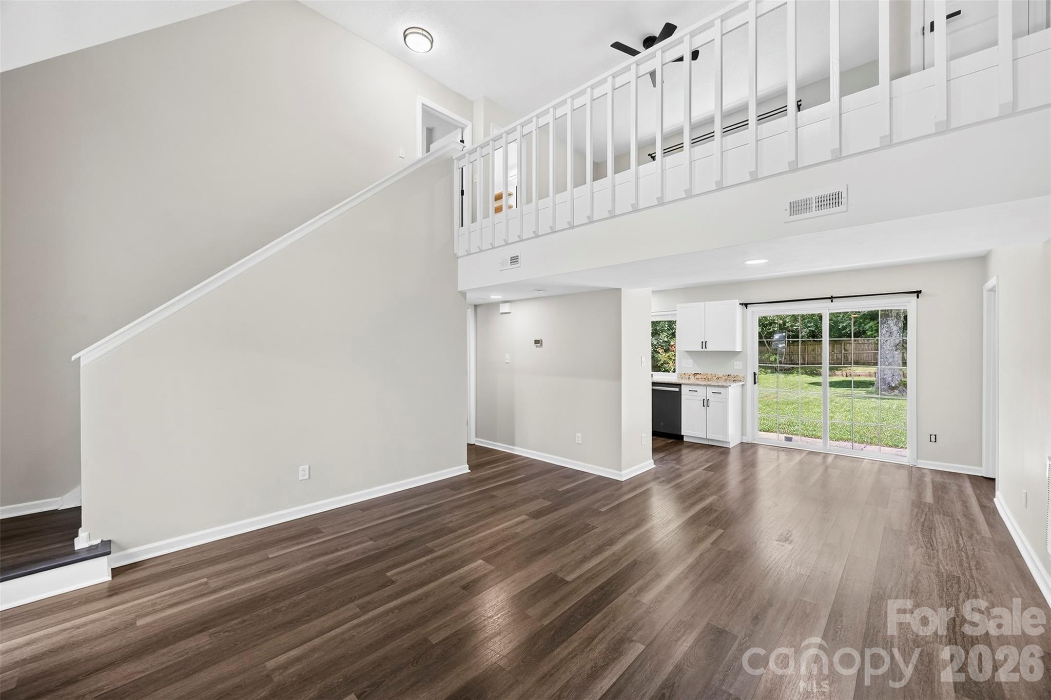 6719 Montezuma Trail Property Photo 6