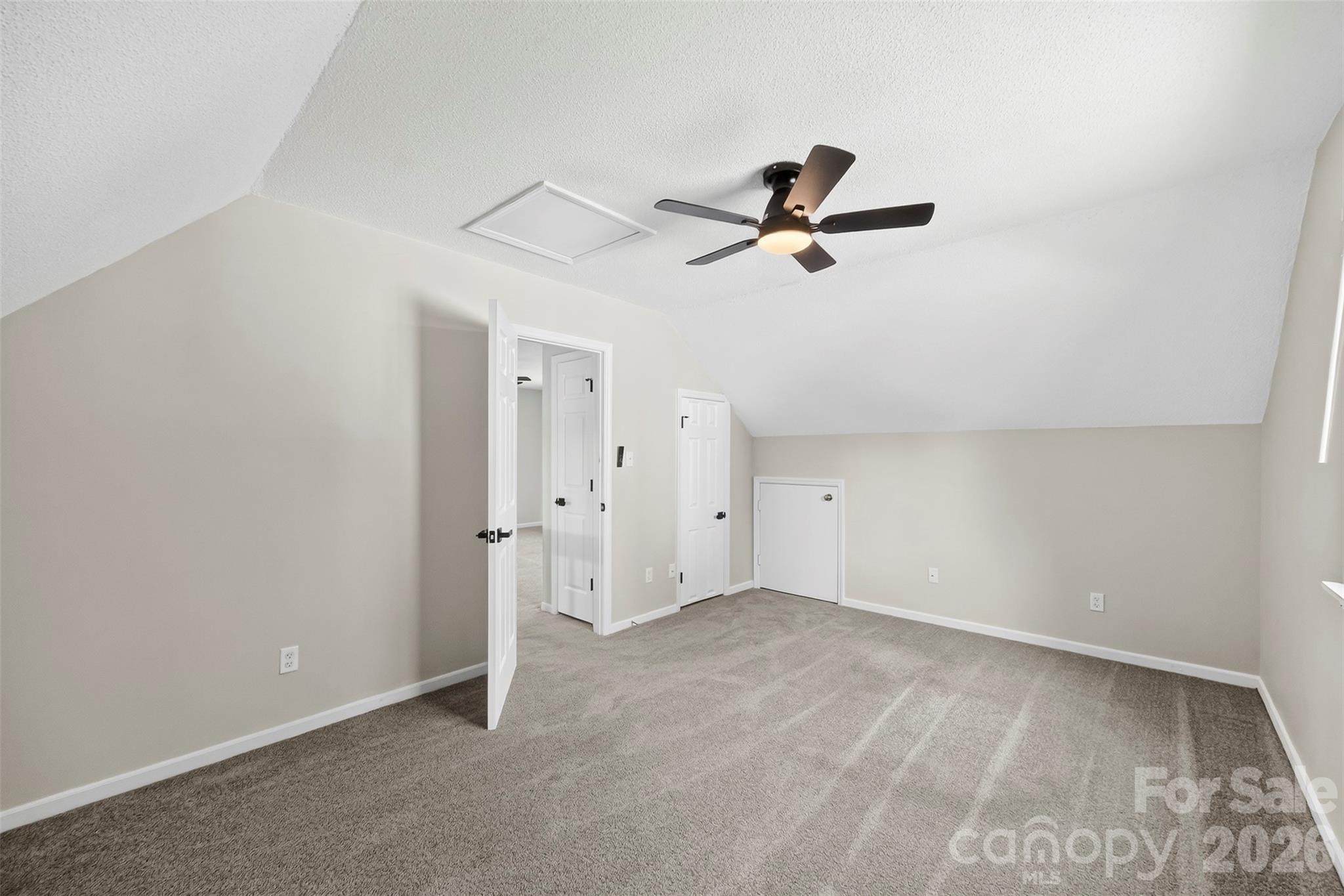 6719 Montezuma Trail Property Photo 25