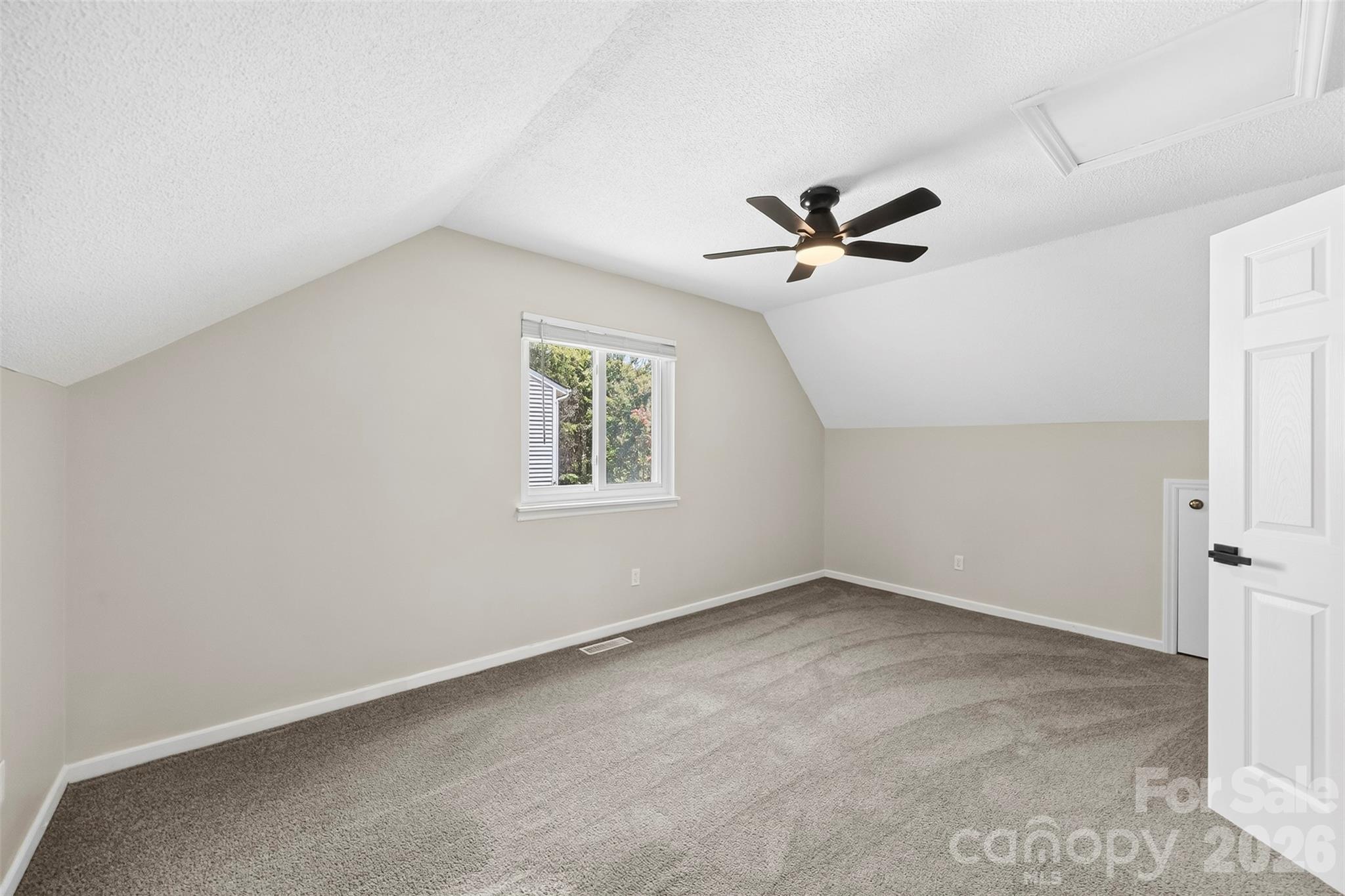 6719 Montezuma Trail Property Photo 26