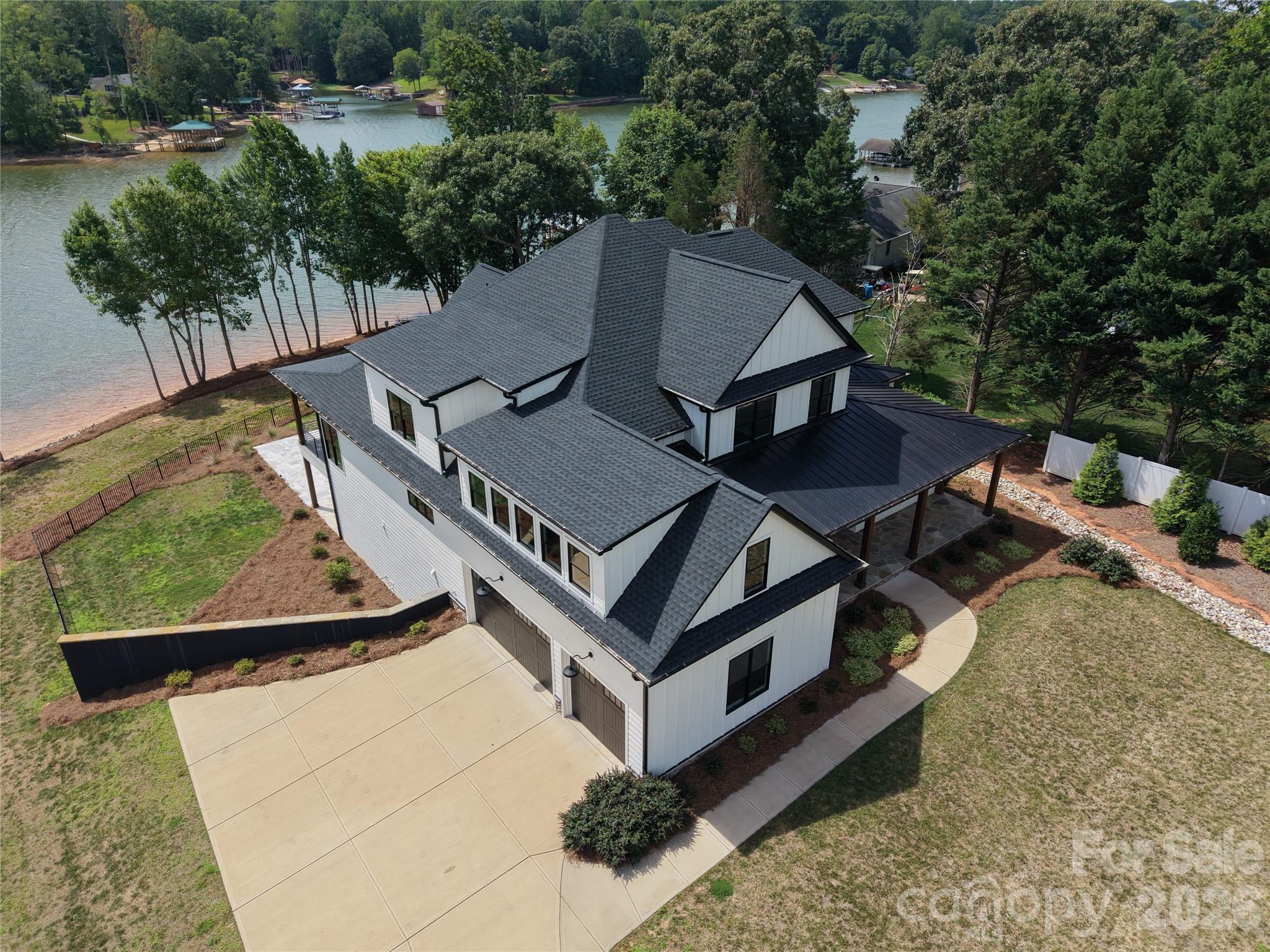 110 Zwilling Court Property Photo 44