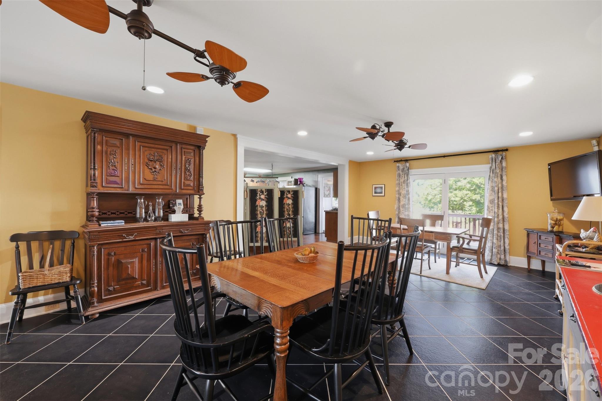 1670 Southwest Boulevard Property Photo 11