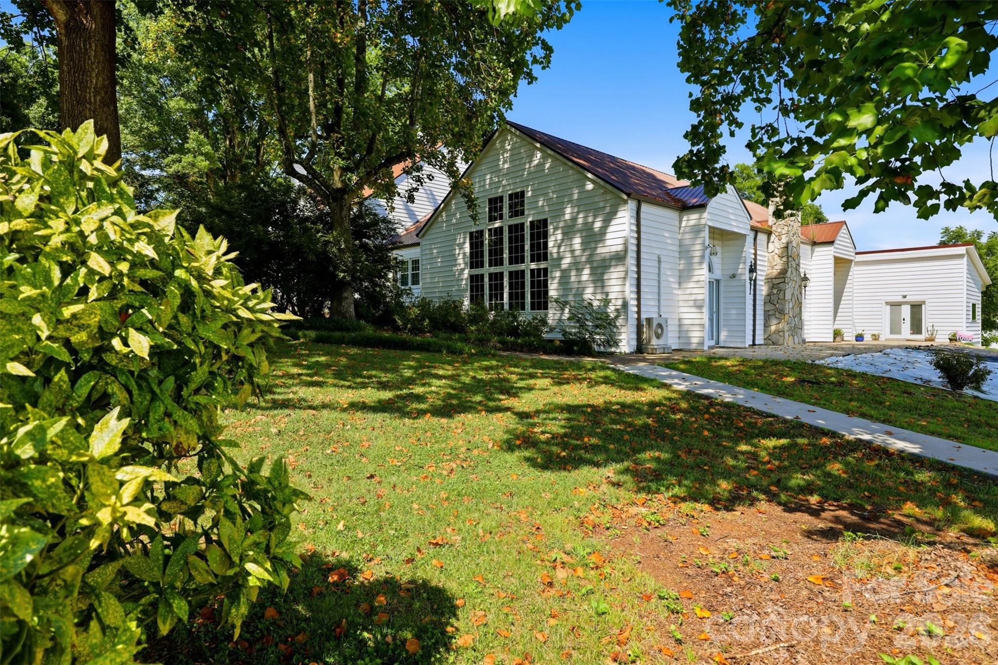 1670 Southwest Boulevard Property Photo 38
