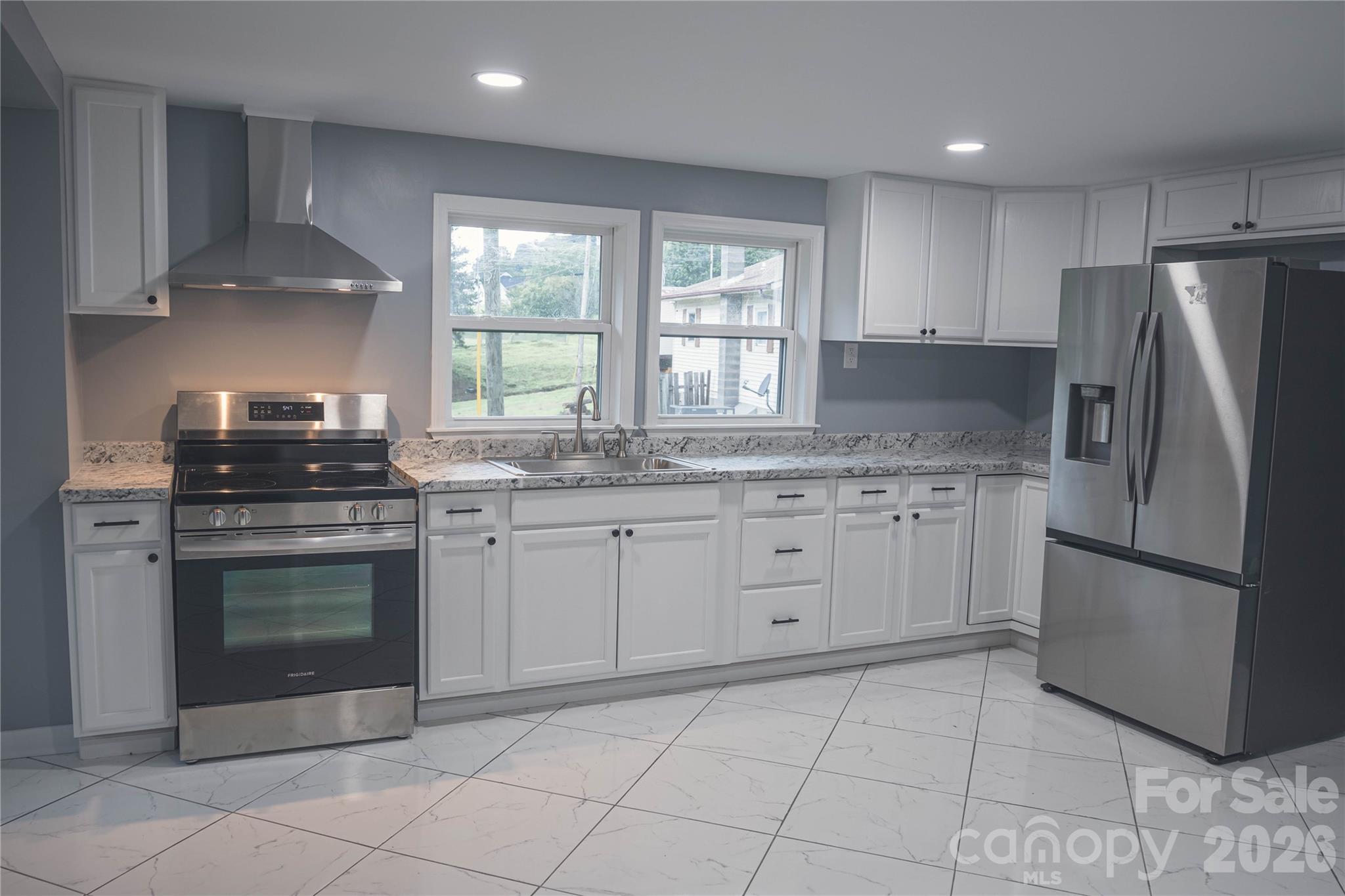 3974 Zero Mull Road Property Photo 7