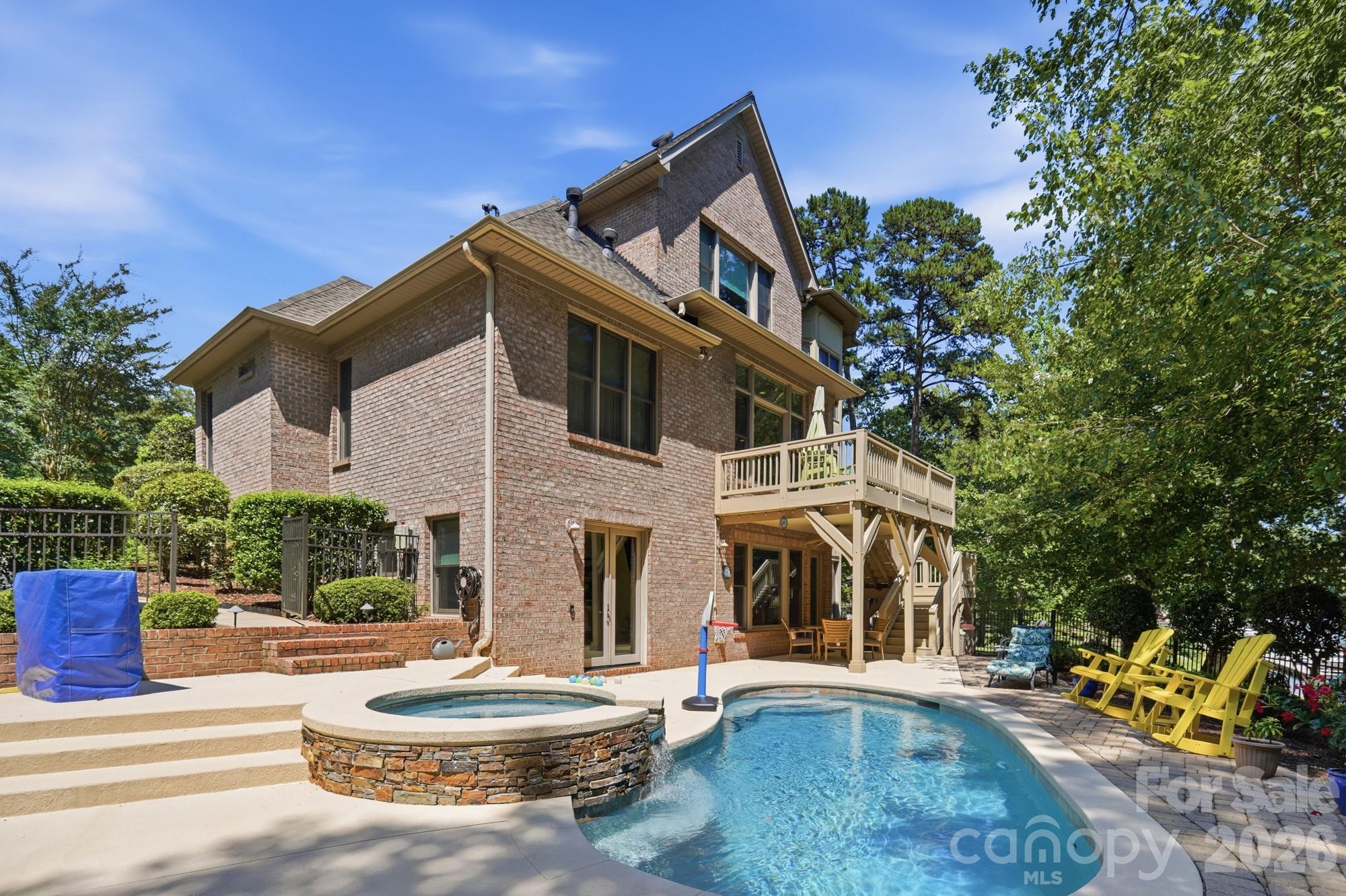 166 Atlantic Way Property Photo 3