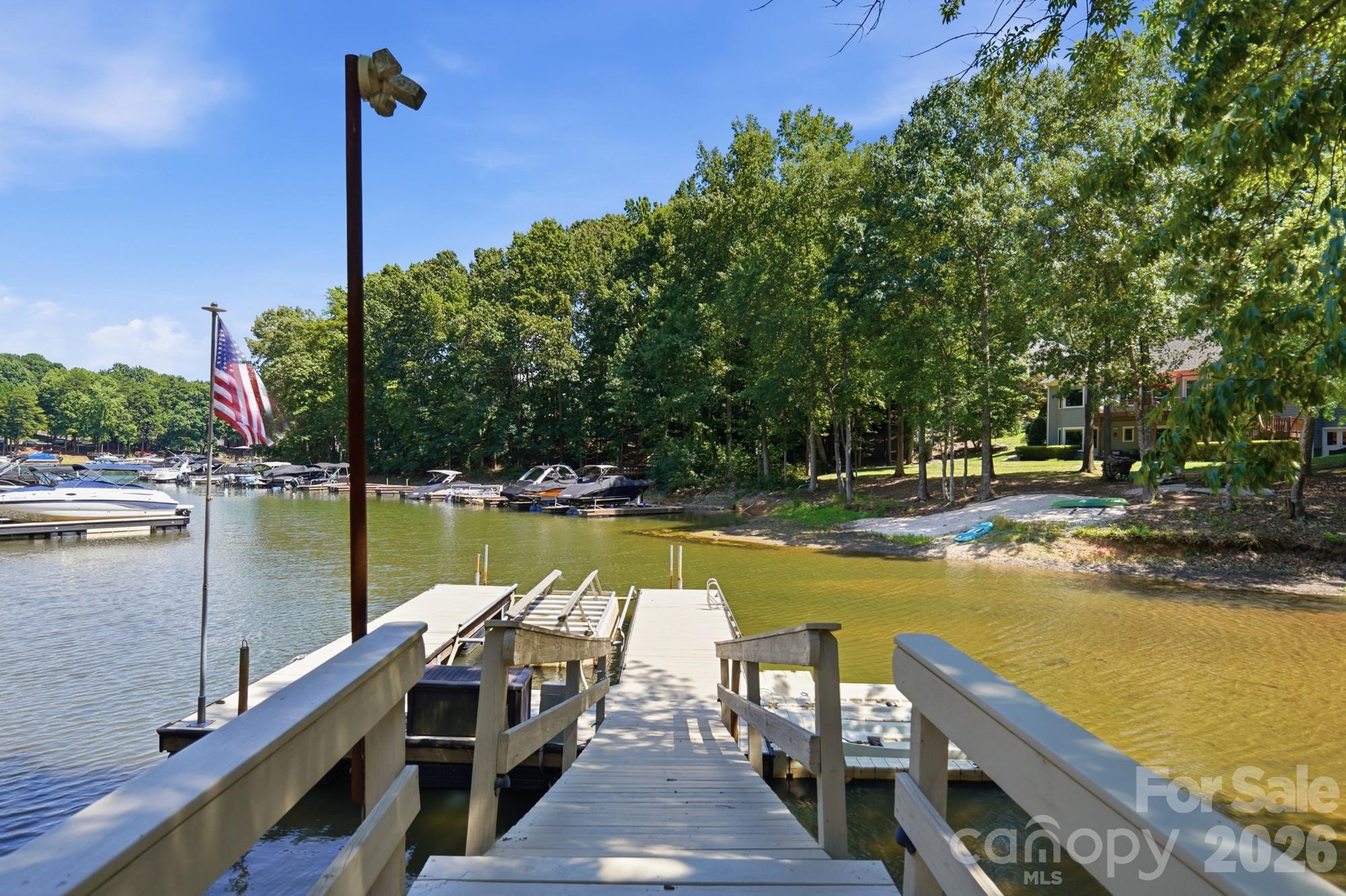 166 Atlantic Way Property Photo 5