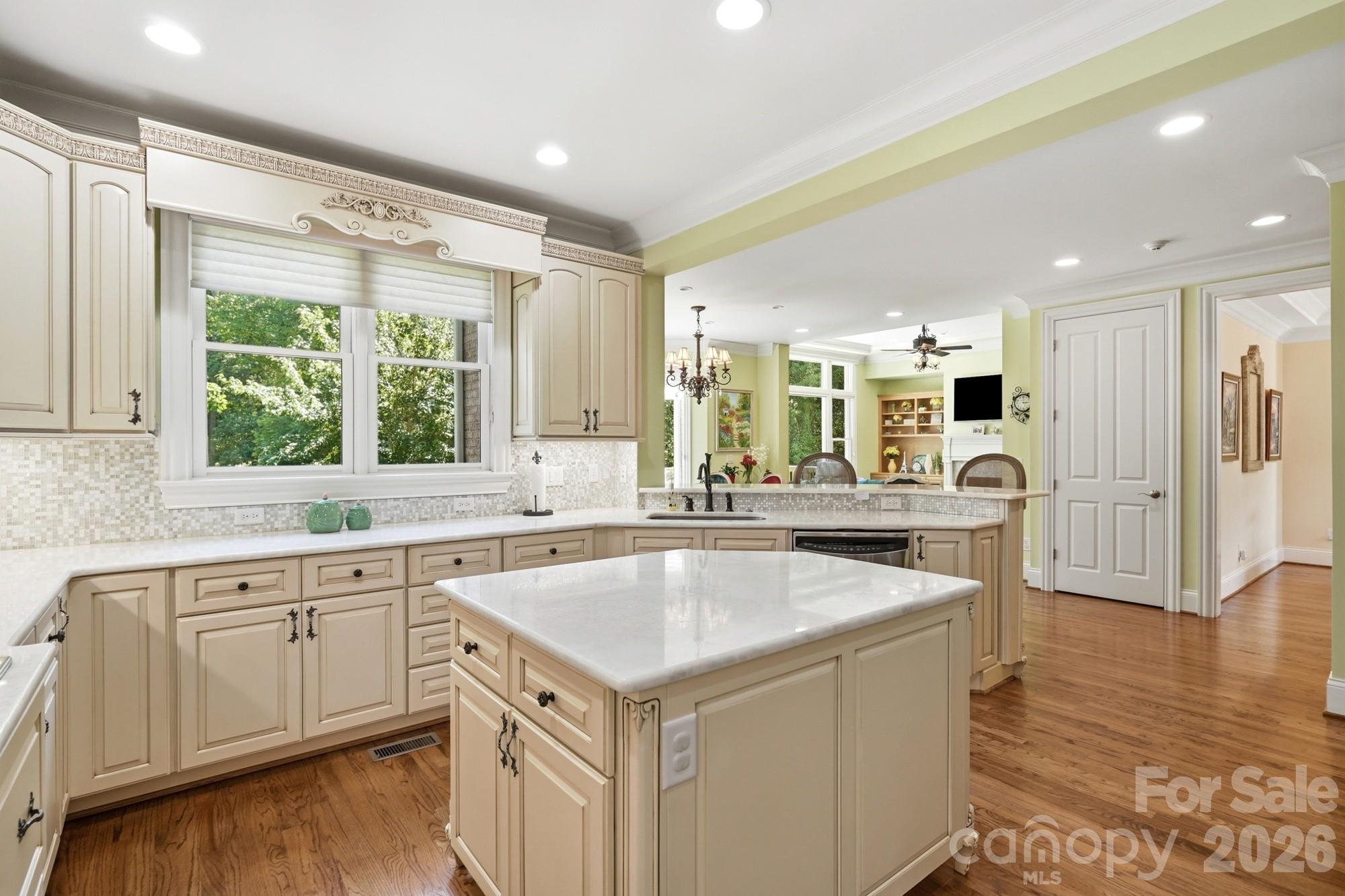 166 Atlantic Way Property Photo 8