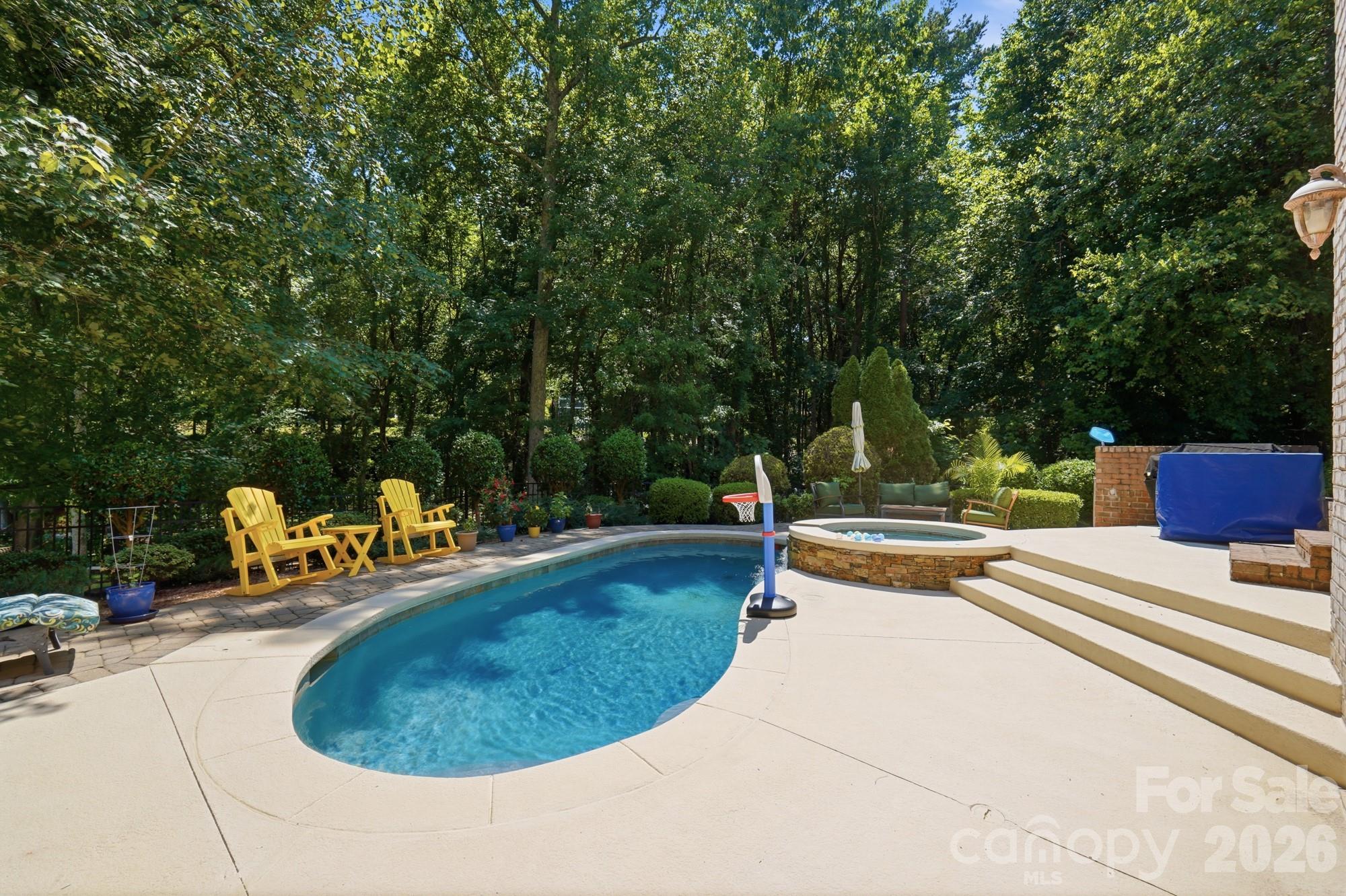 166 Atlantic Way Property Photo 39