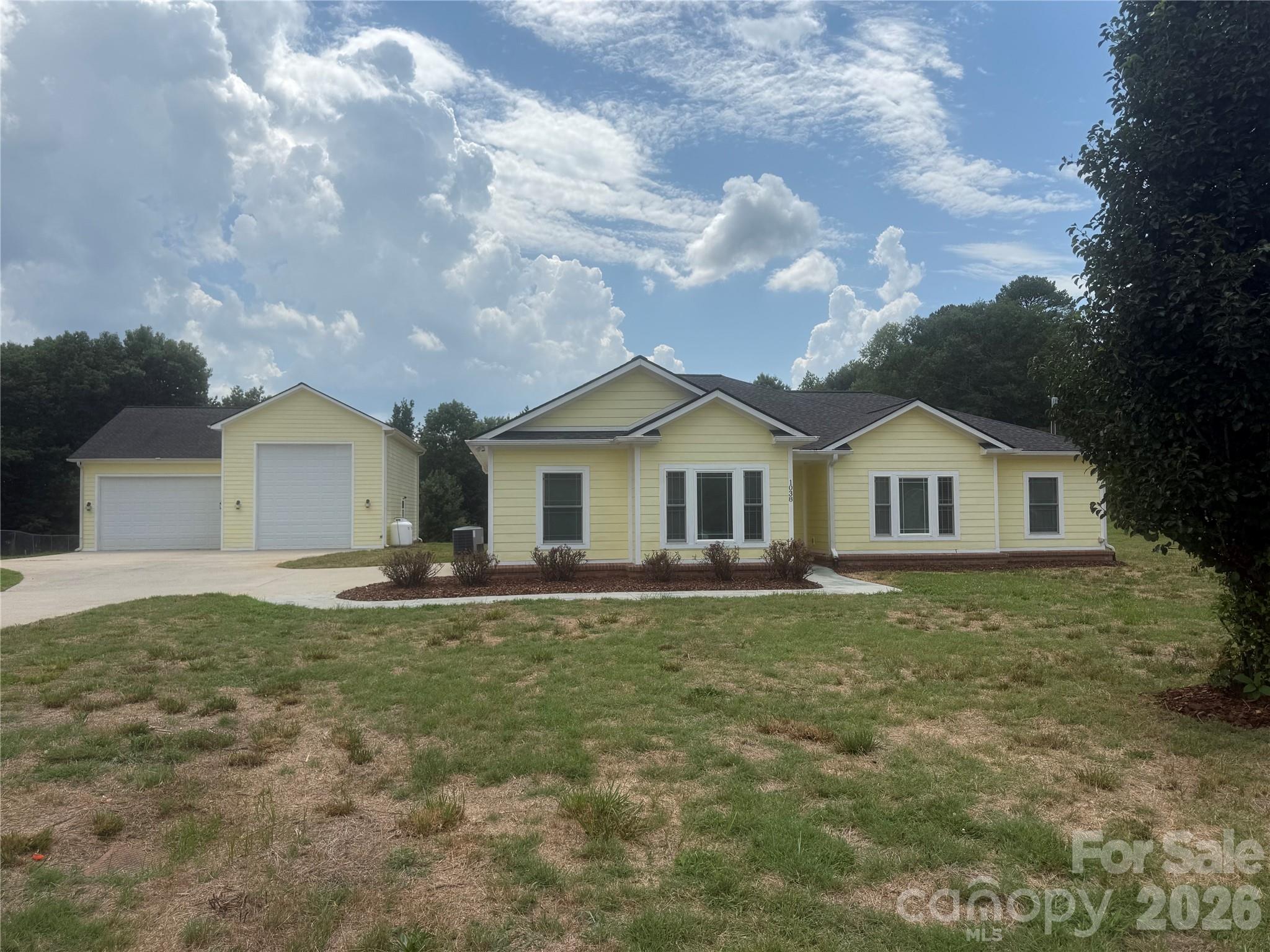 1038 Steel Bridge Road Property Photo 1