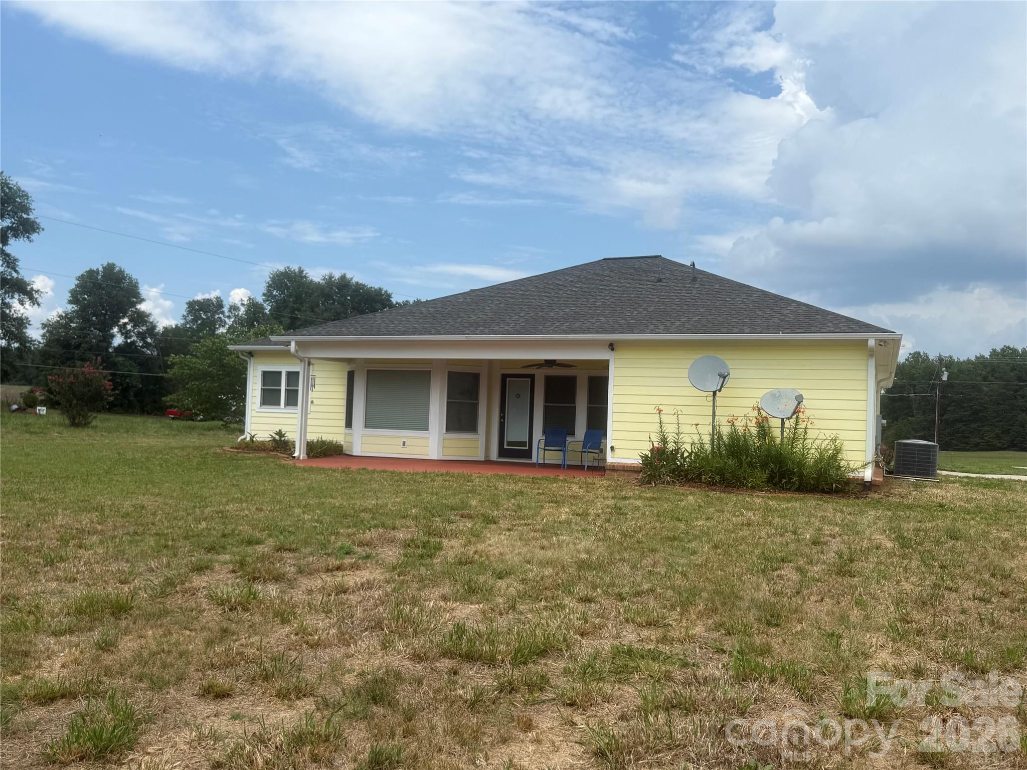 1038 Steel Bridge Road Property Photo 2