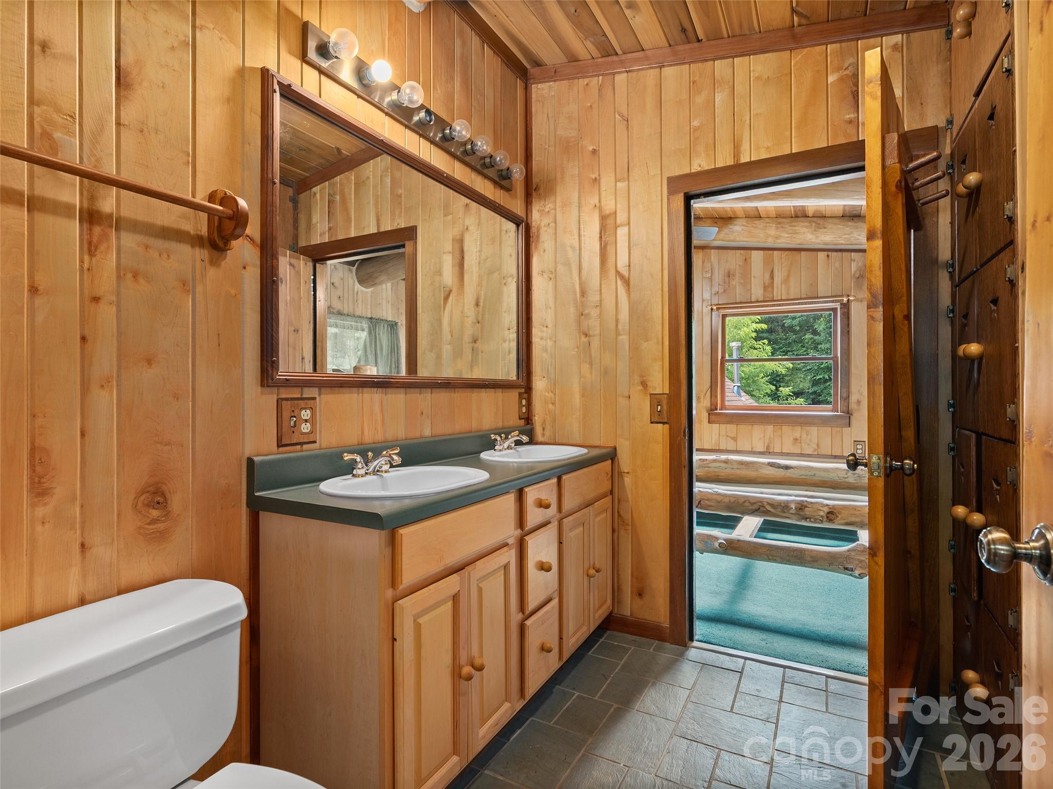 220 Mica Mine Road Property Photo 28