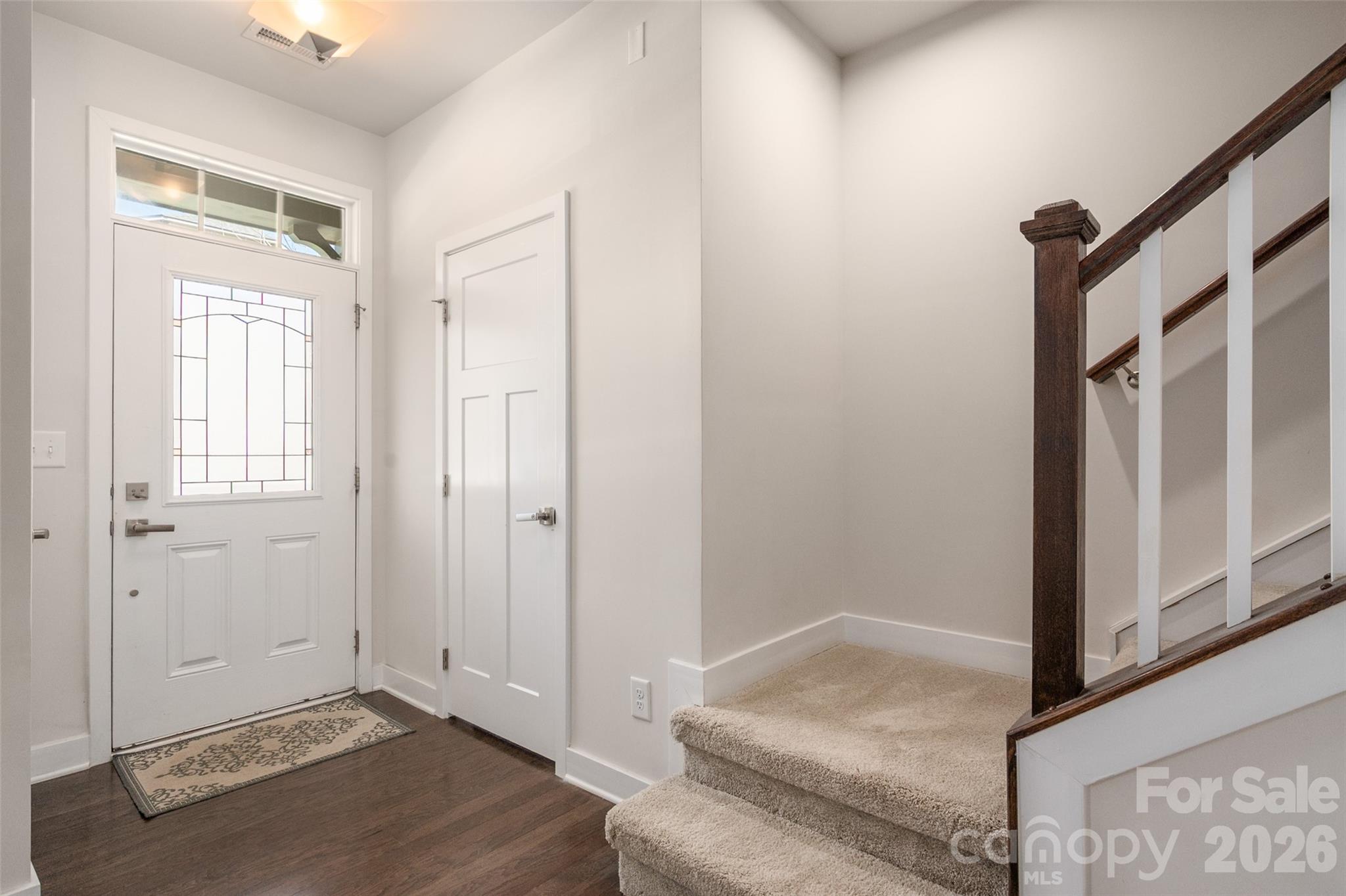 2025 Birchside Drive Property Photo 2