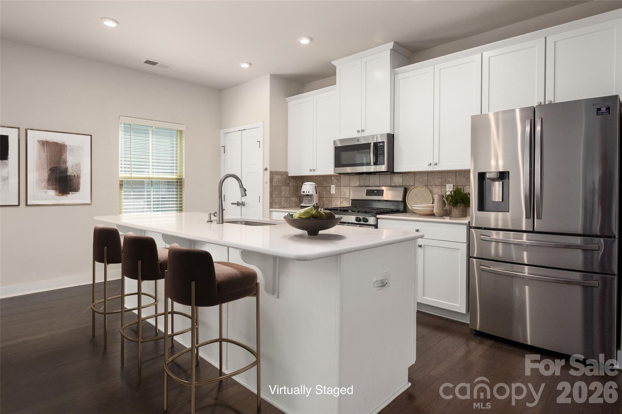 2025 Birchside Drive Property Photo 10