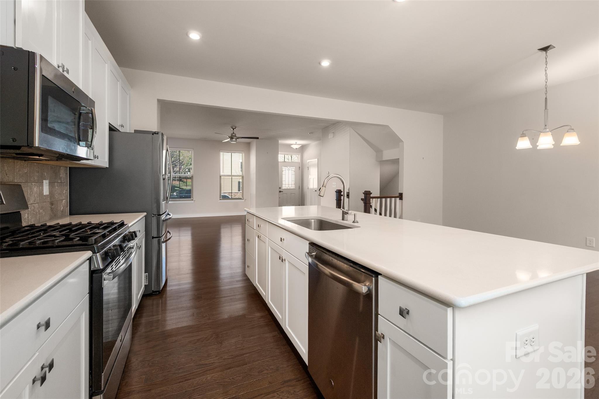 2025 Birchside Drive Property Photo 14