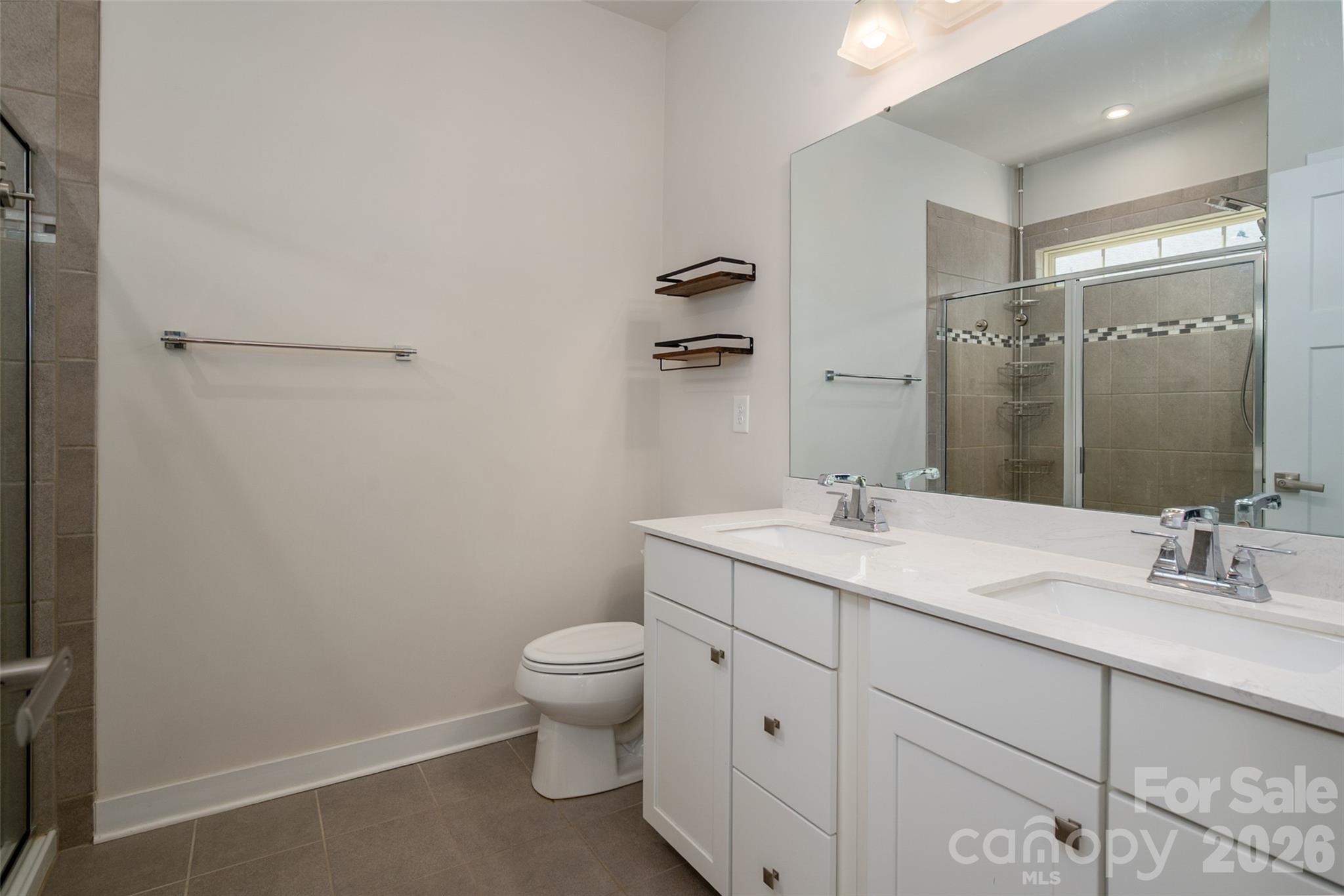 2025 Birchside Drive Property Photo 24