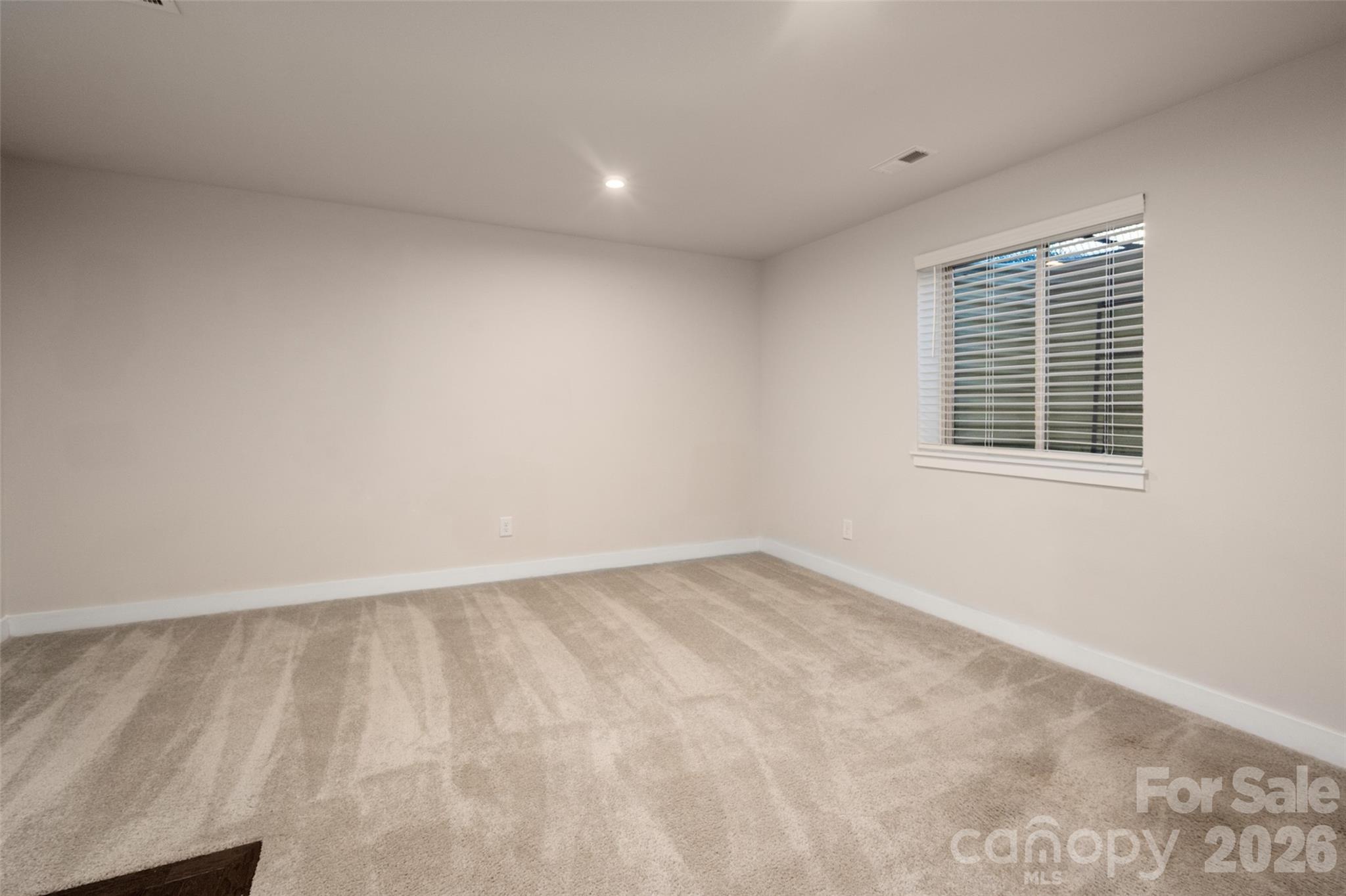 2025 Birchside Drive Property Photo 31