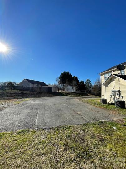 610 Piper Court A Property Photo 5