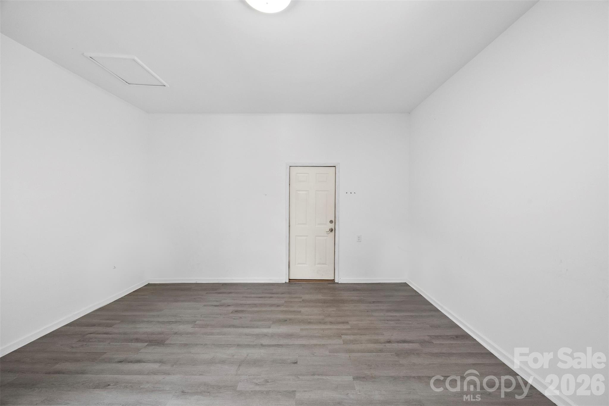 904 Laye Street Property Photo 25