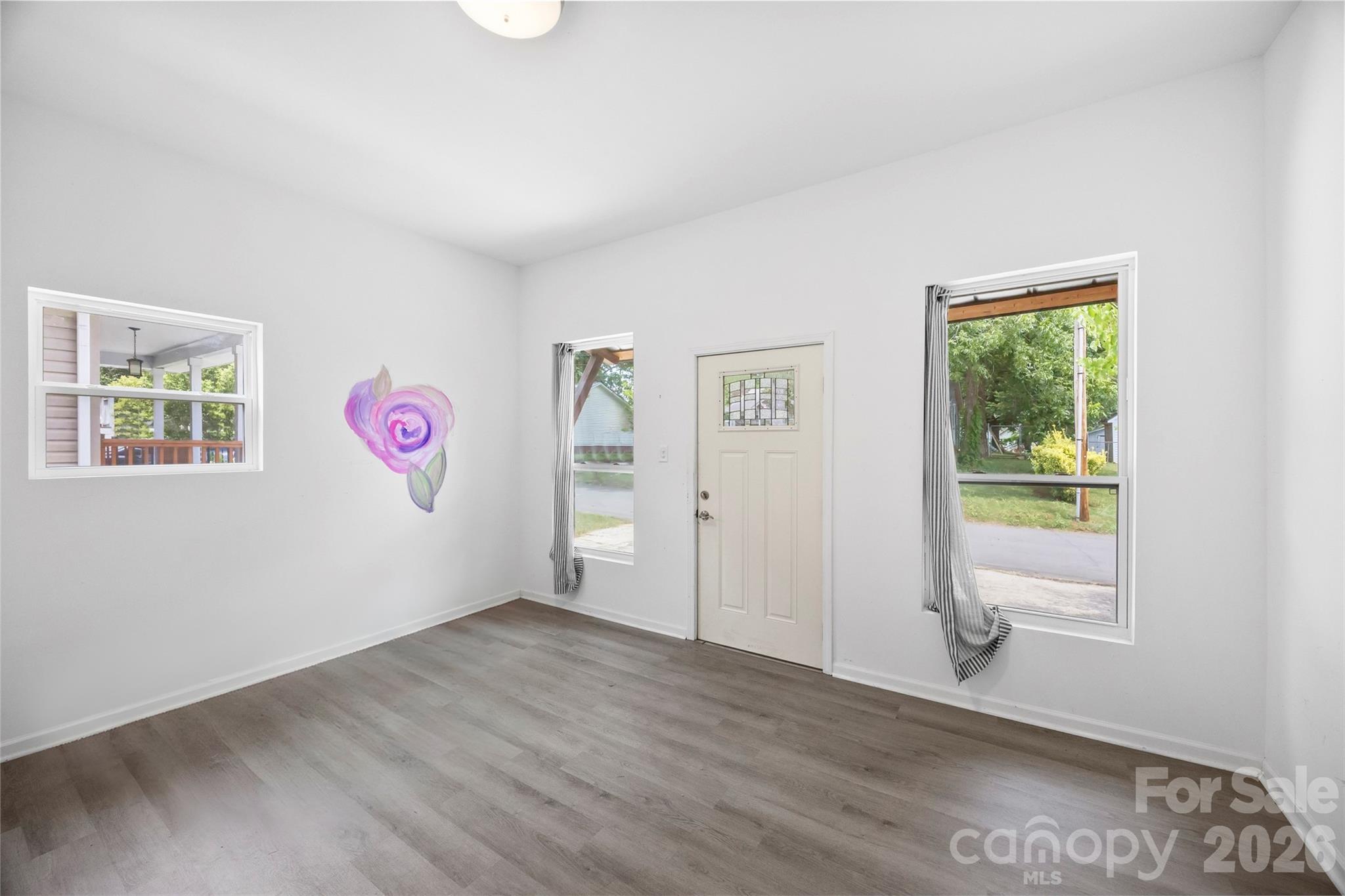 904 Laye Street Property Photo 27