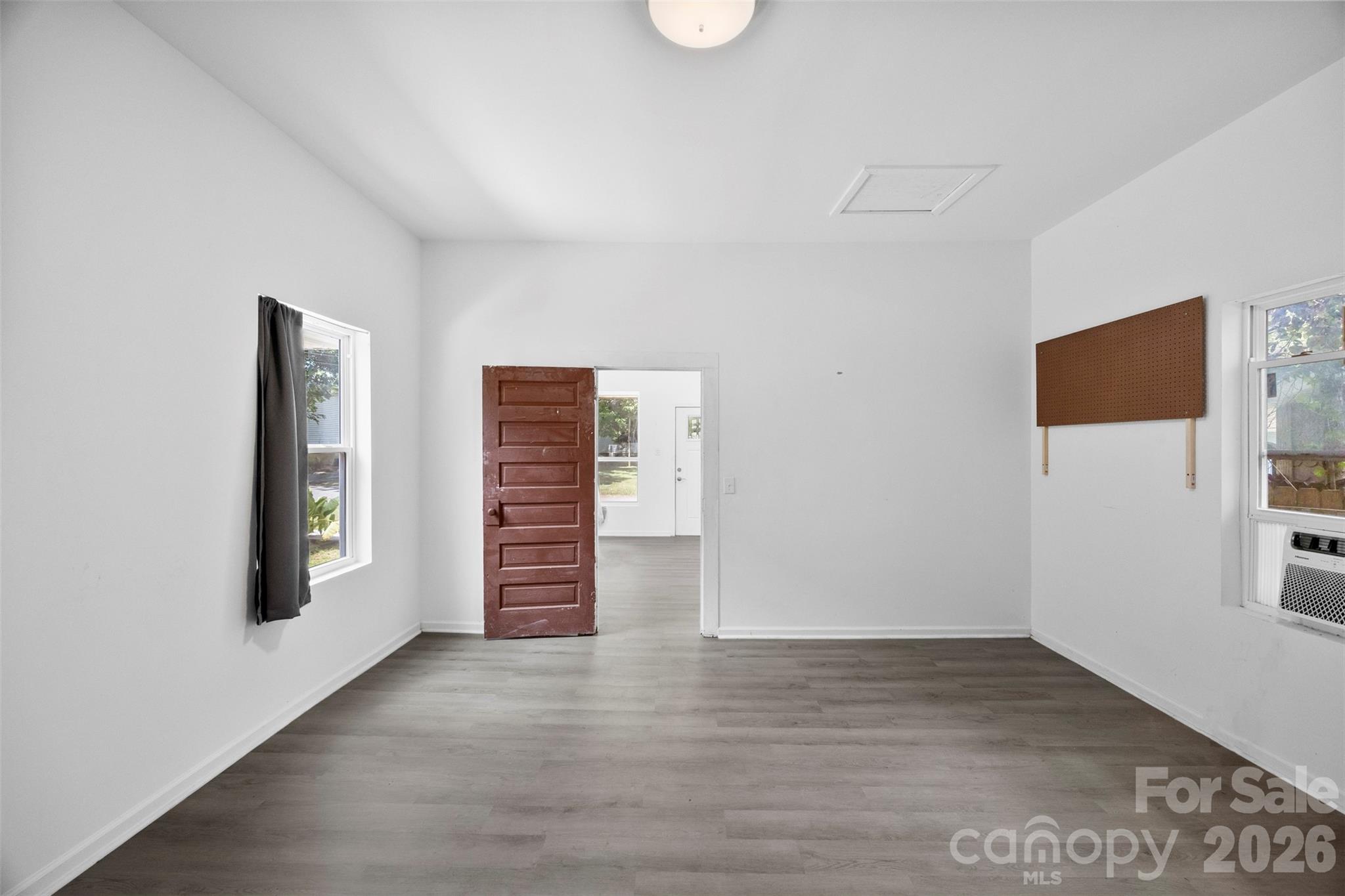 904 Laye Street Property Photo 28