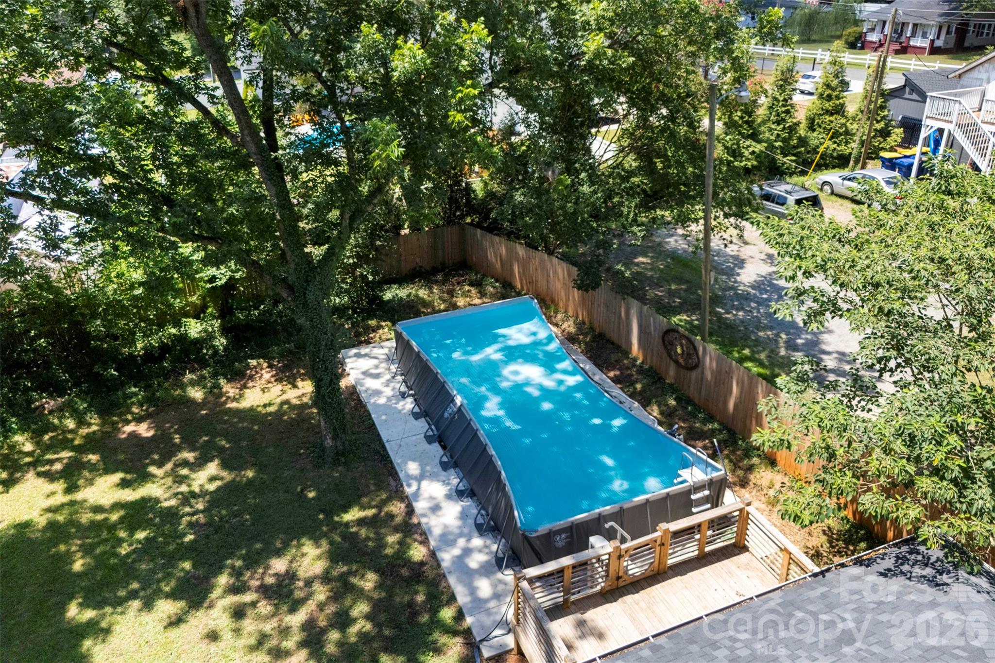 904 Laye Street Property Photo 34