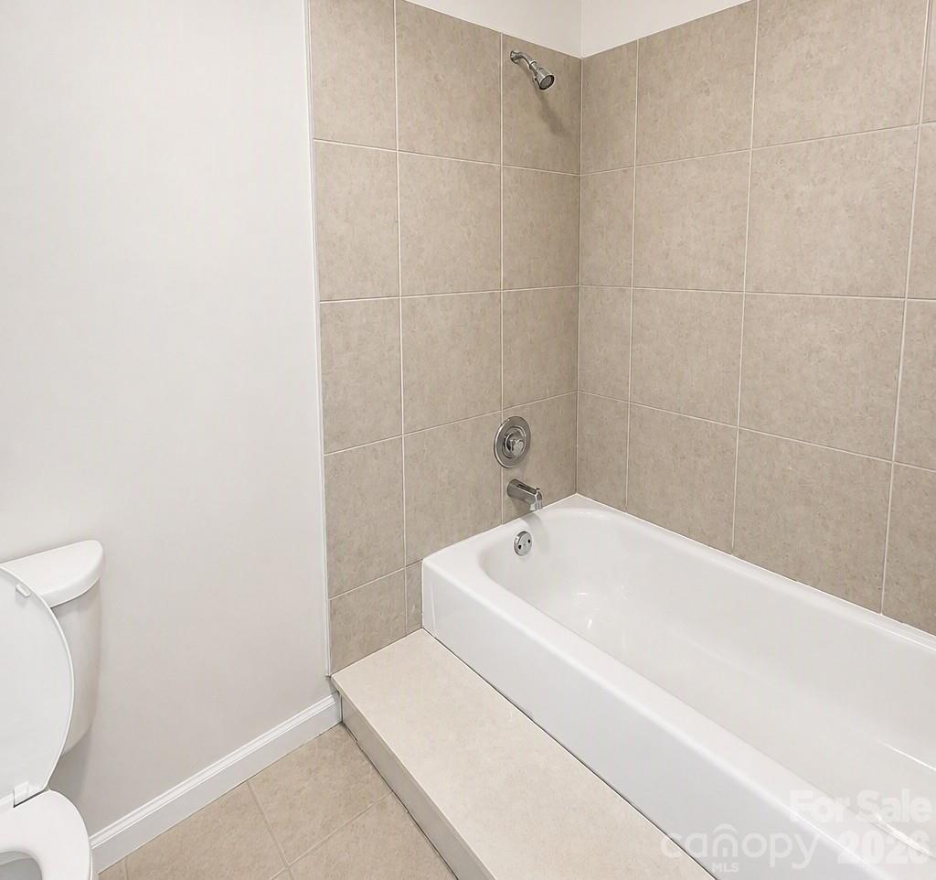 2000 Teresa Jill Drive Property Photo 23