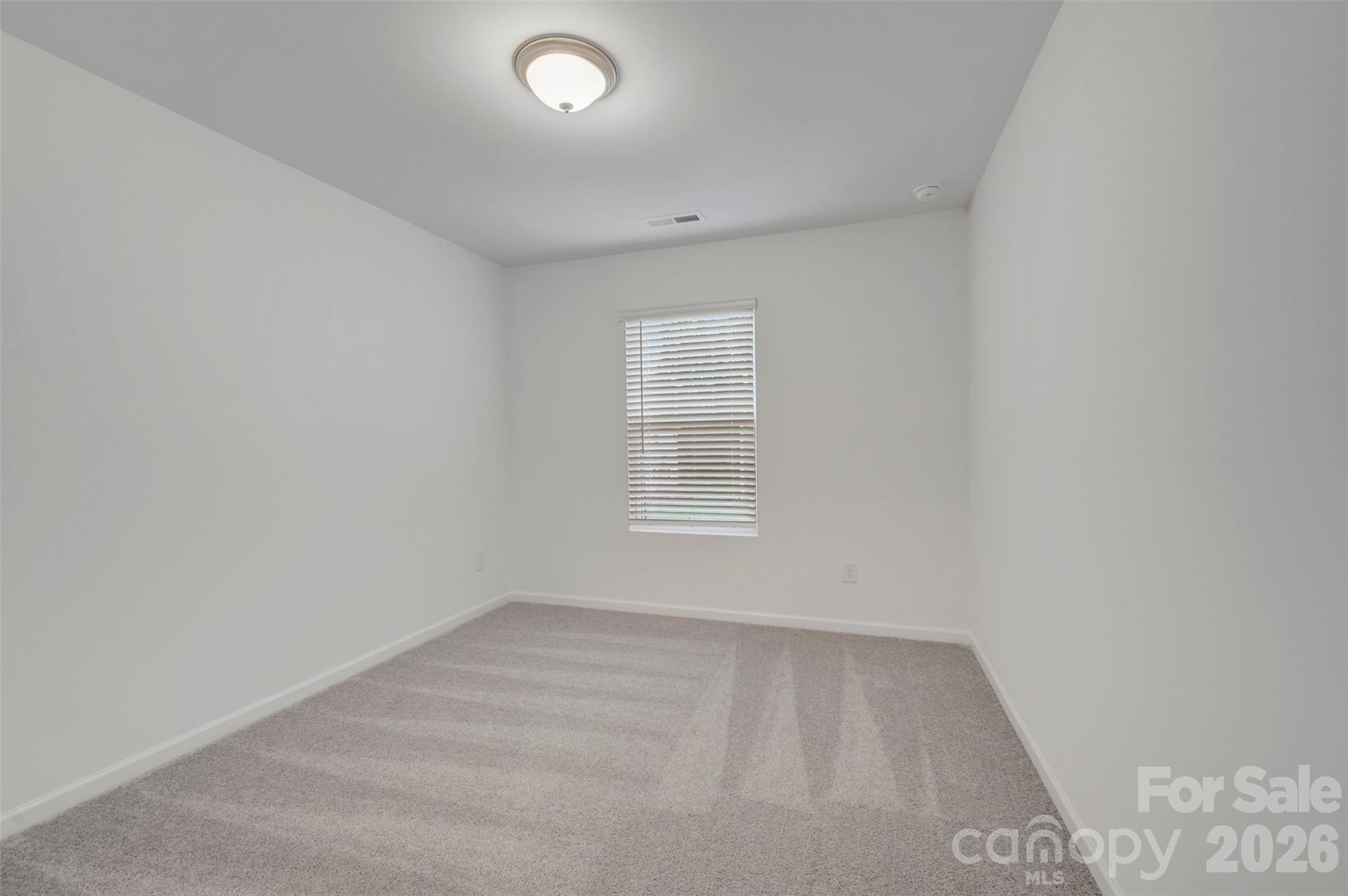 2704 Yeager Drive Property Photo 11
