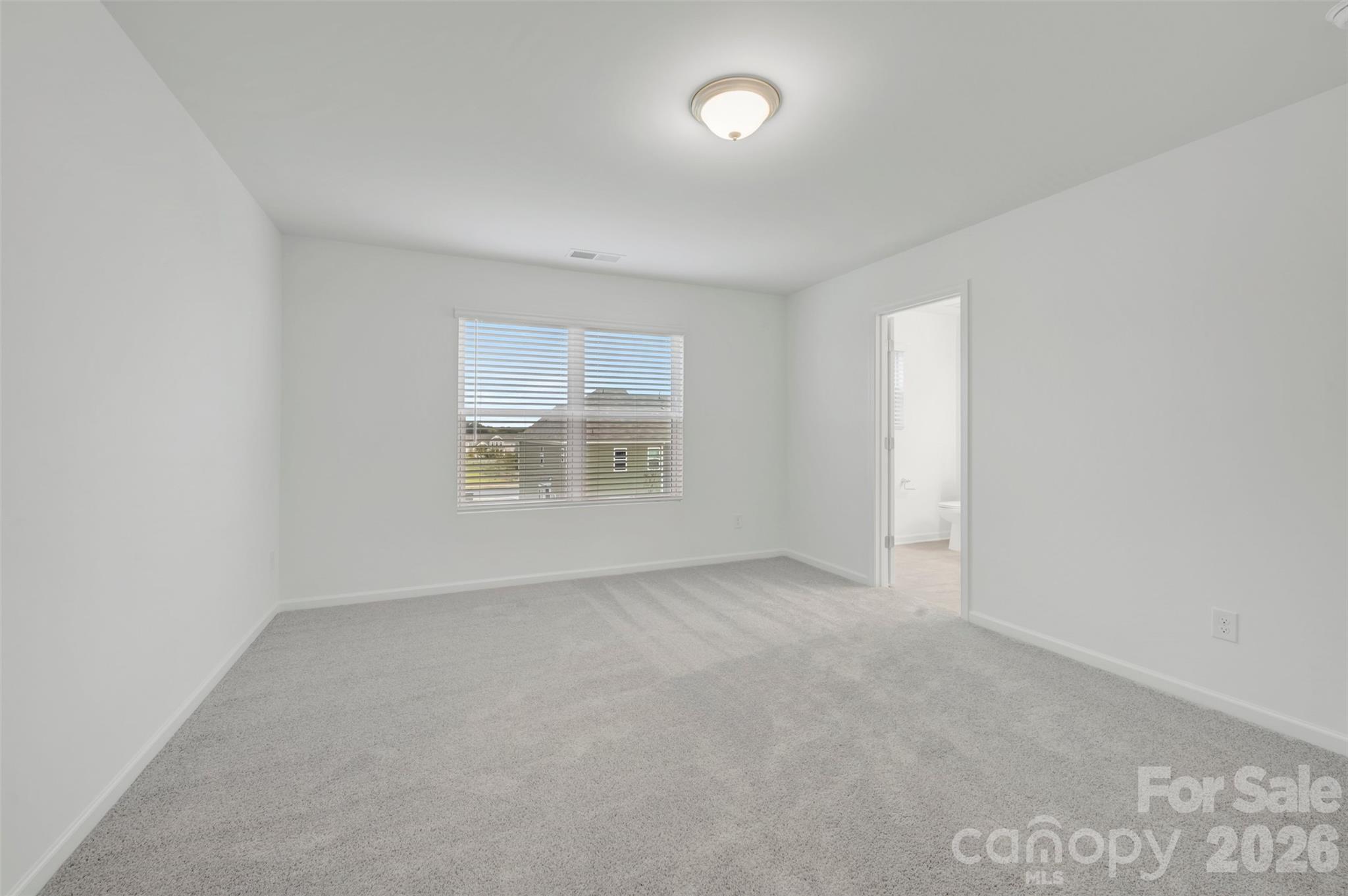 2704 Yeager Drive Property Photo 16