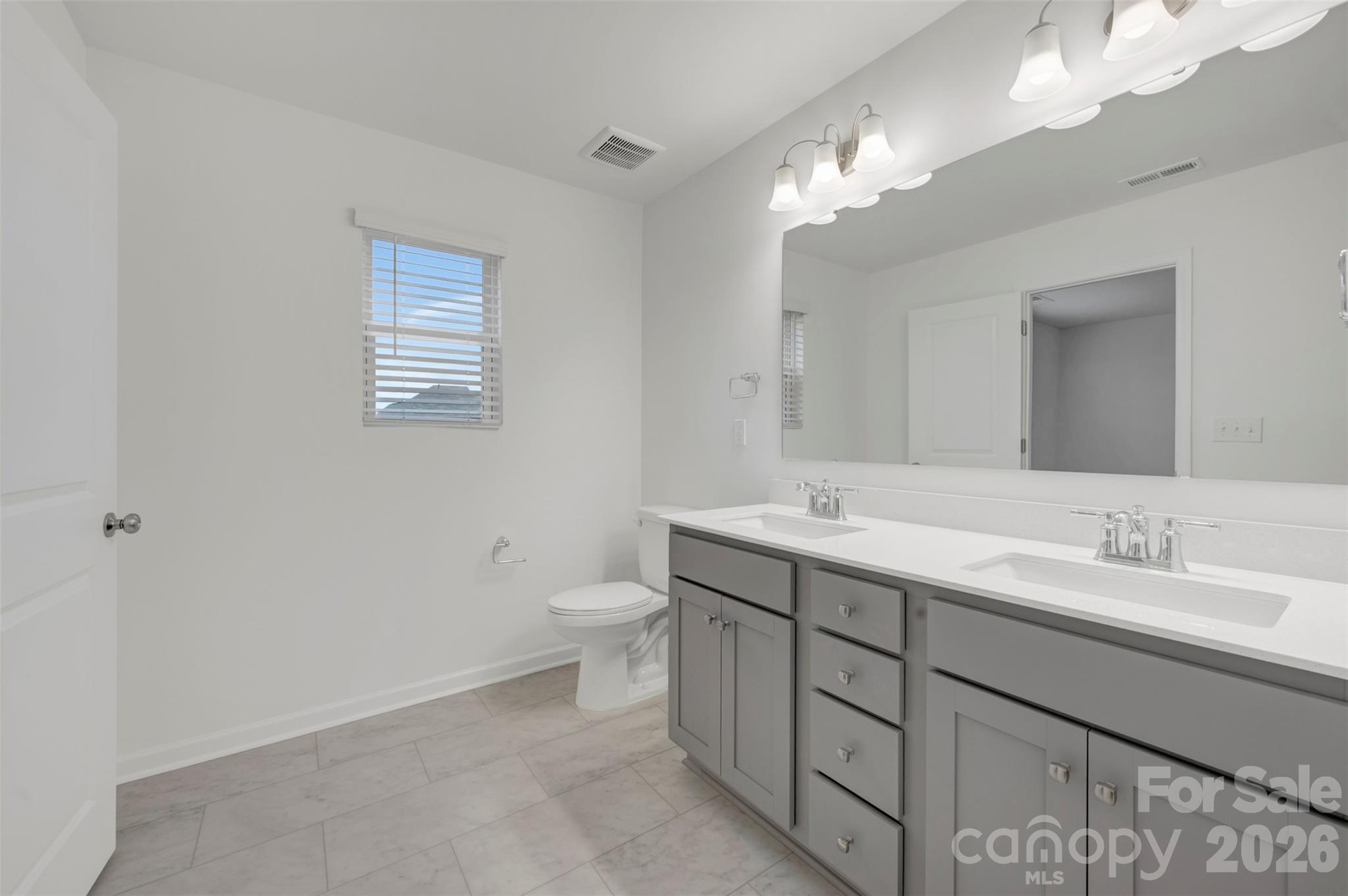 2704 Yeager Drive Property Photo 19