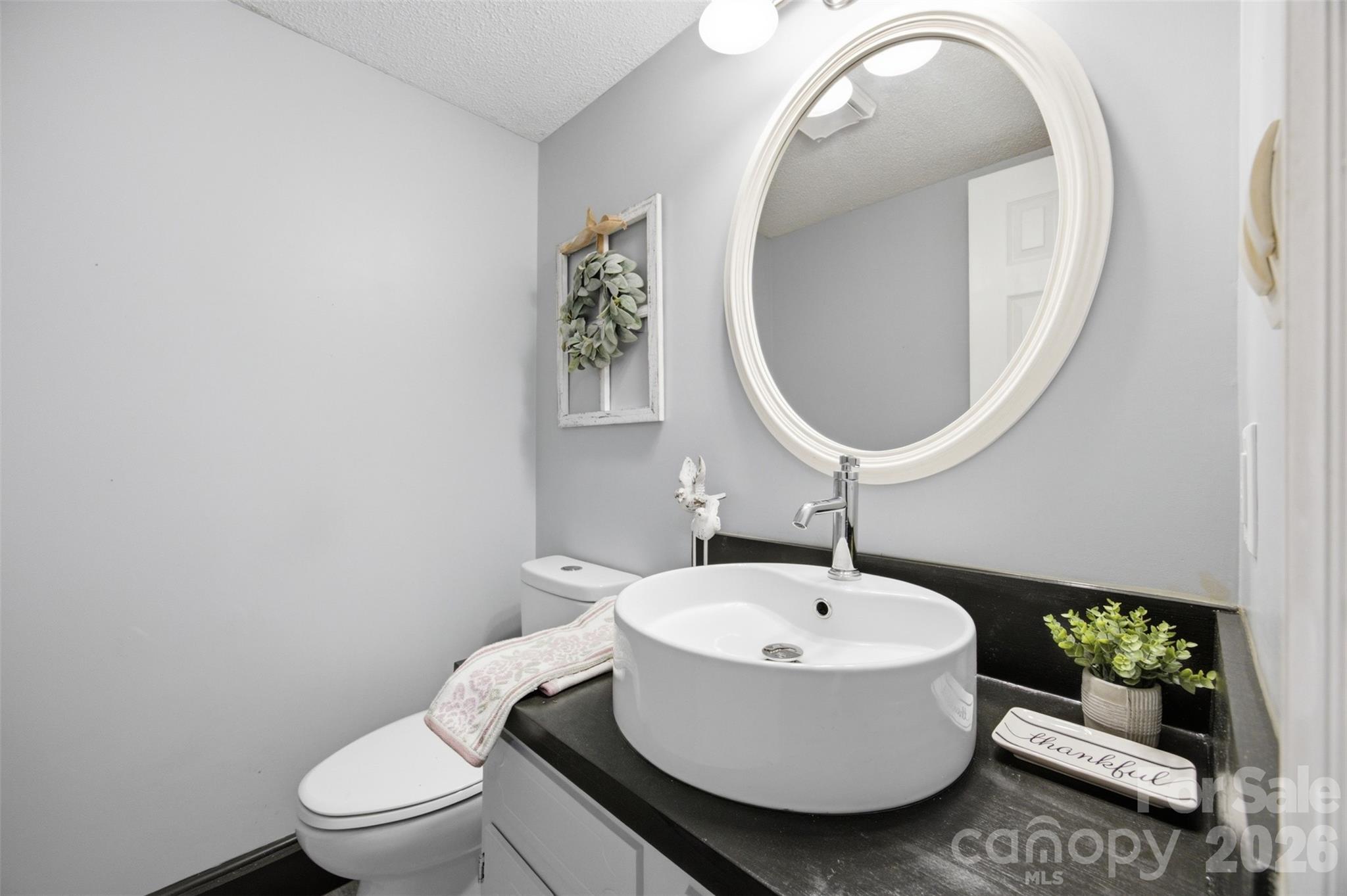 2811 Creekbed Lane Property Photo 13
