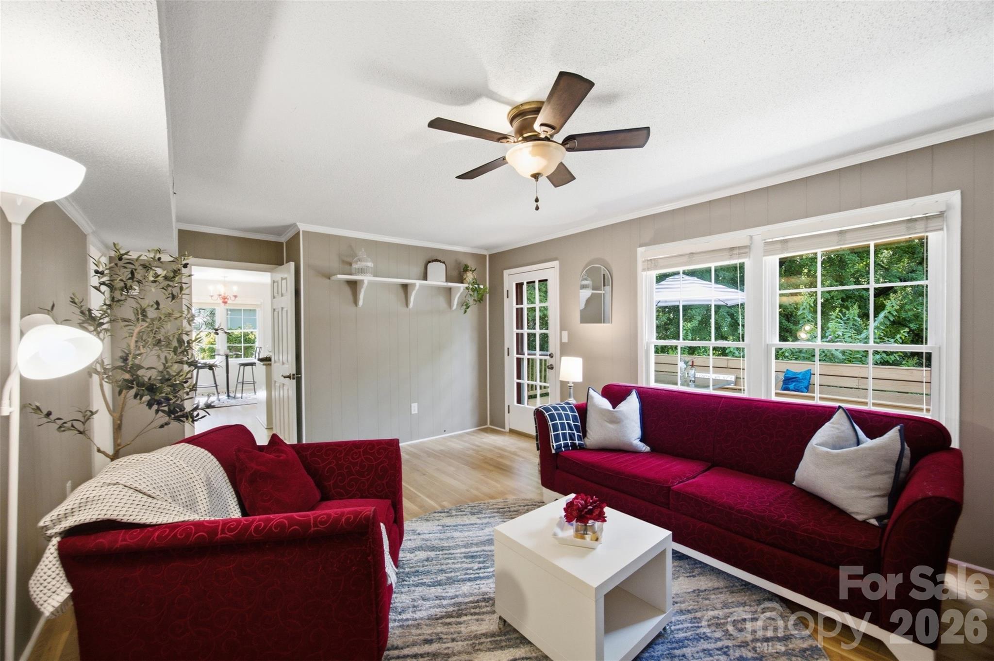 2811 Creekbed Lane Property Photo 16