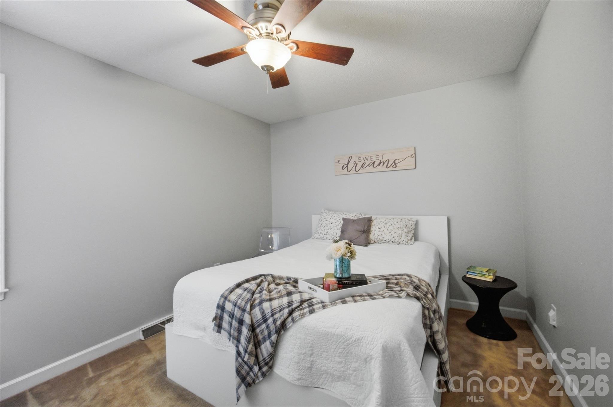 2811 Creekbed Lane Property Photo 25