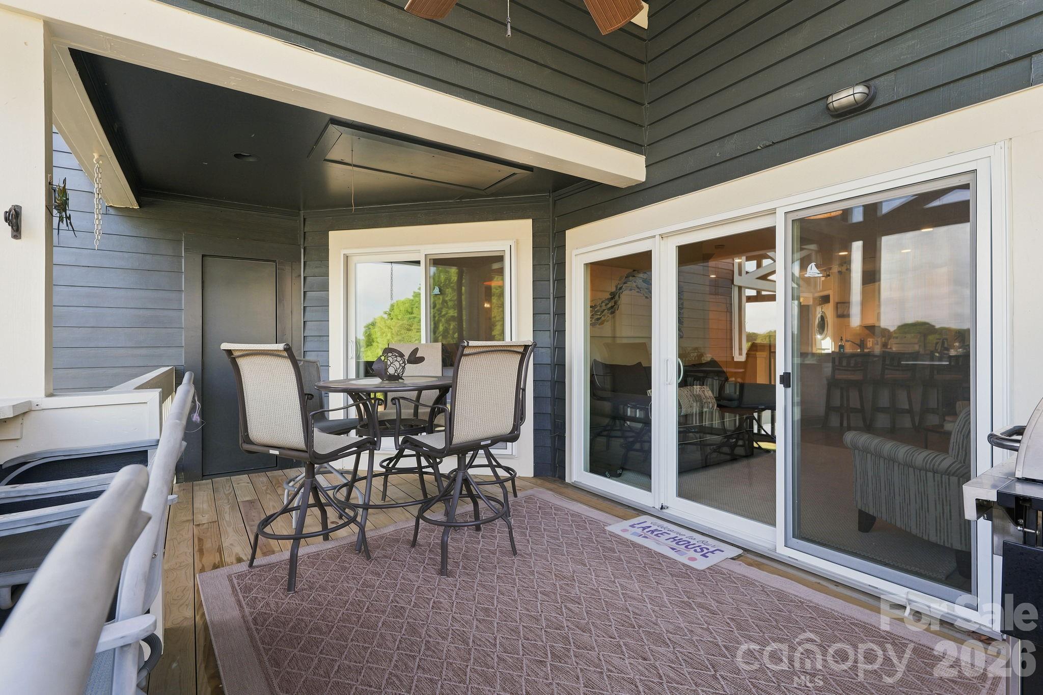 2135 Regatta Lane 303 Property Photo 5