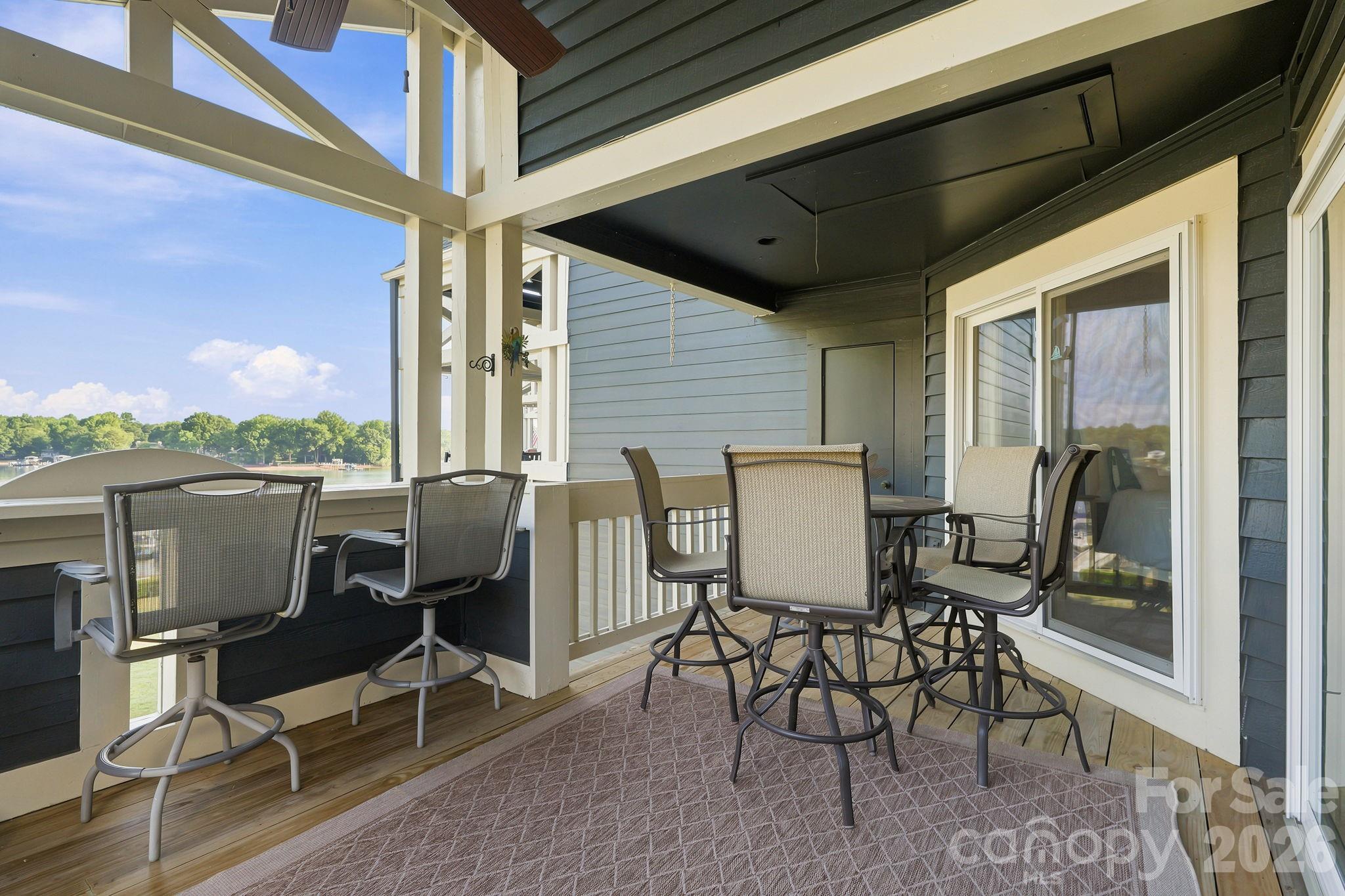 2135 Regatta Lane 303 Property Photo 6