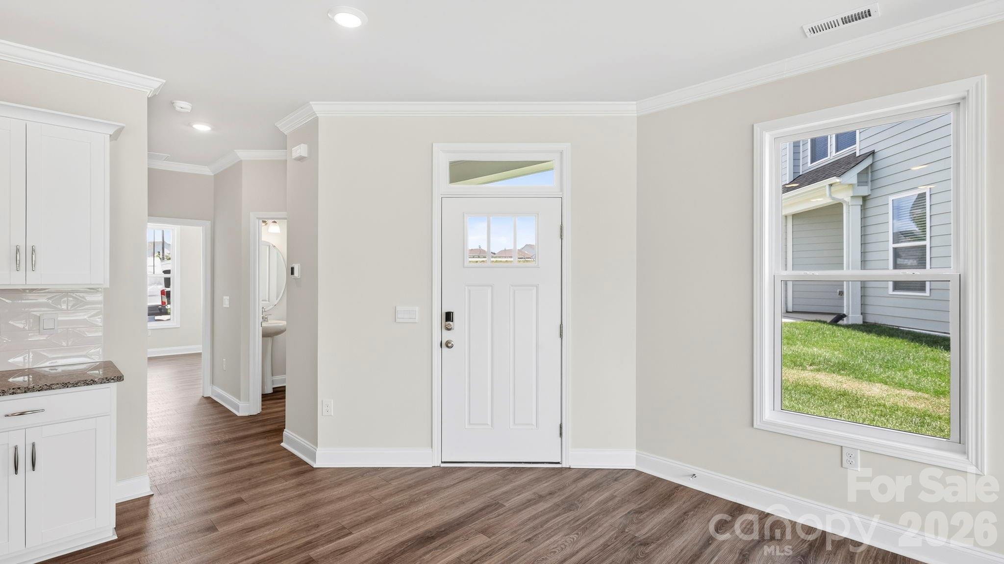 403 Creekview Road Property Photo 4