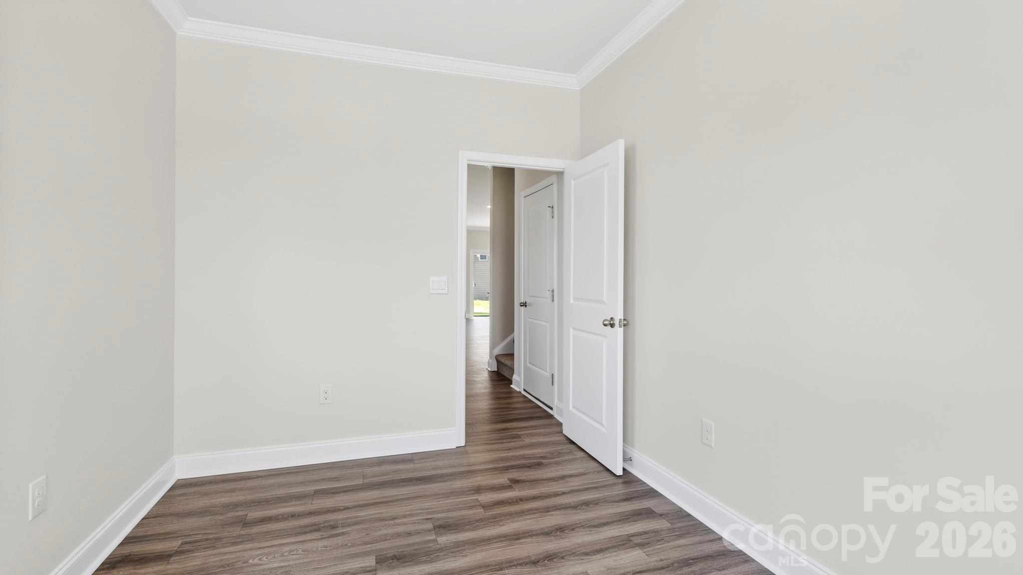 403 Creekview Road Property Photo 15