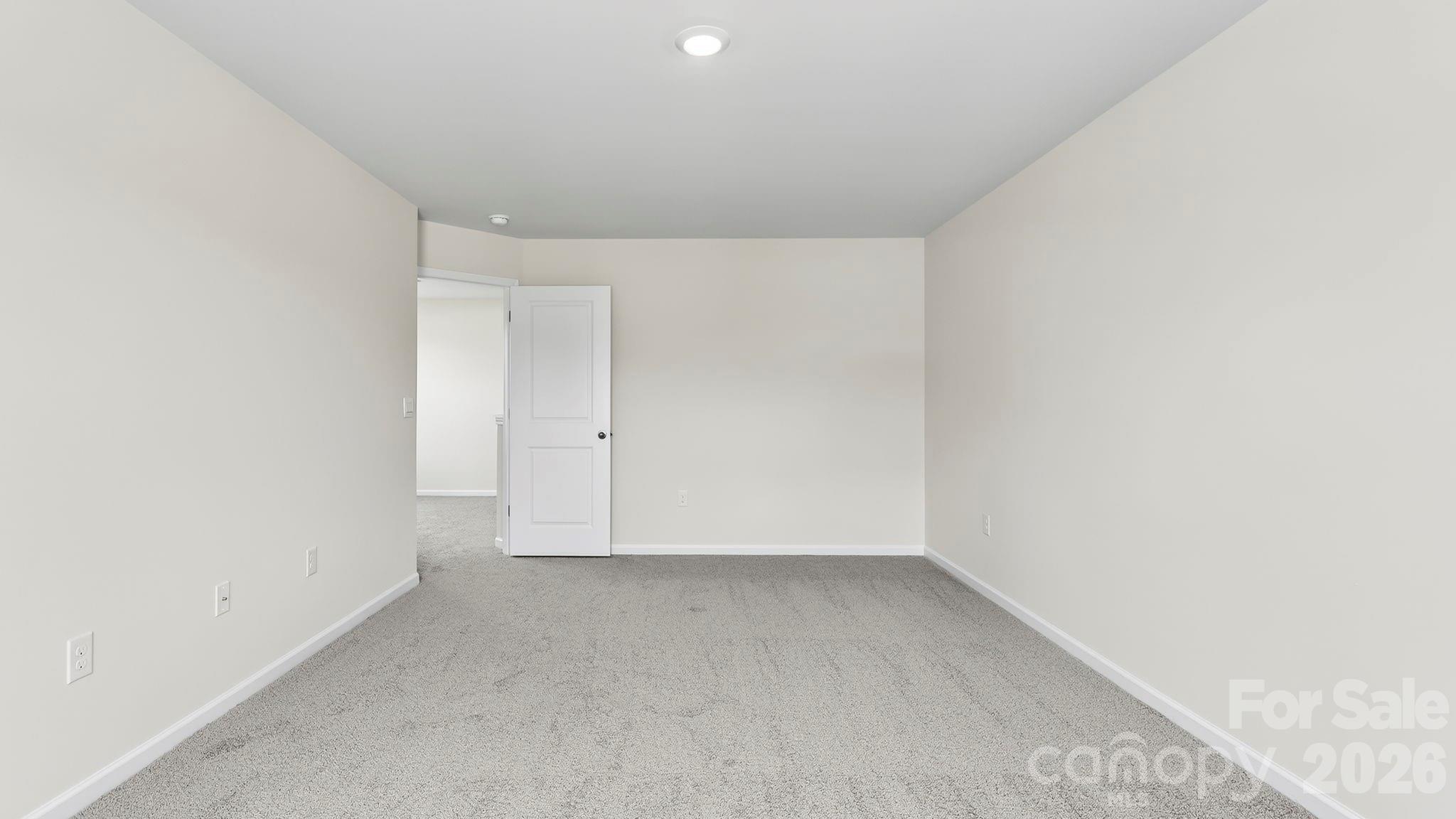 403 Creekview Road Property Photo 24