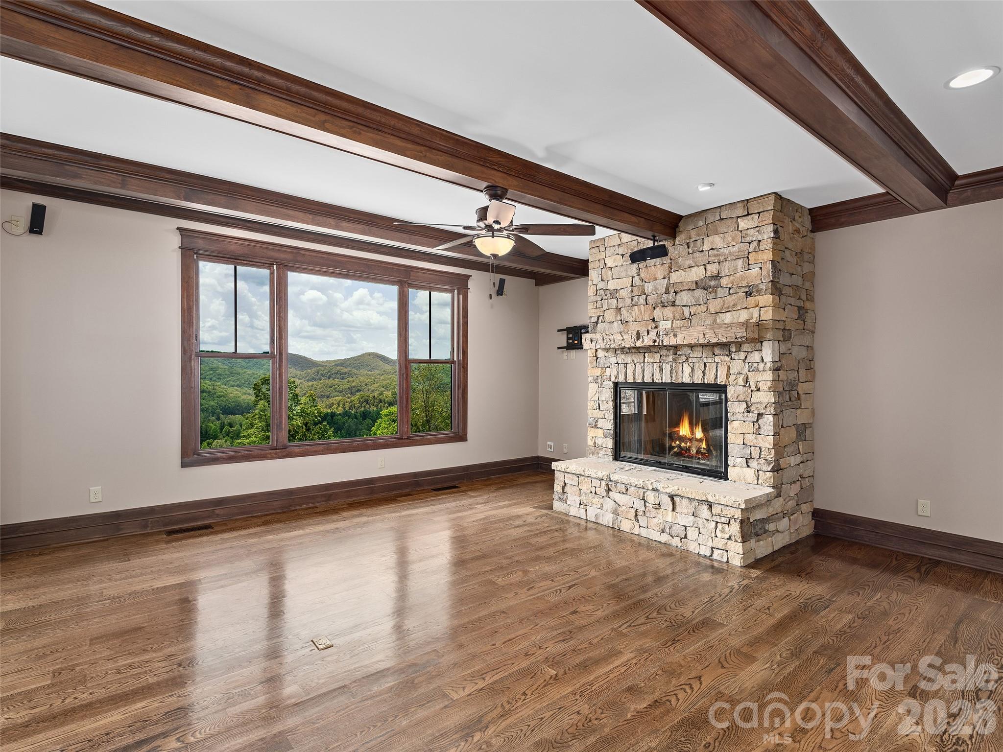 91 Watershed Way Property Photo 4