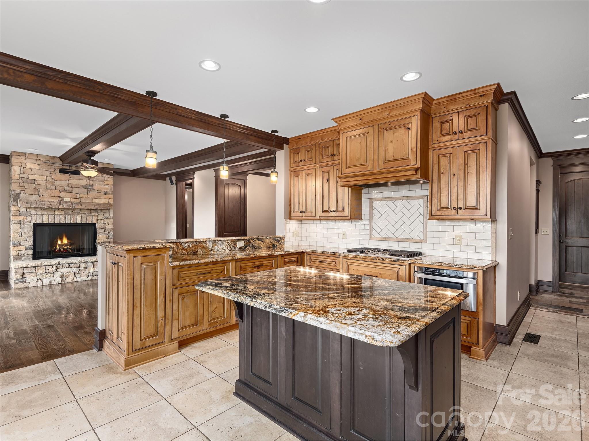 91 Watershed Way Property Photo 8