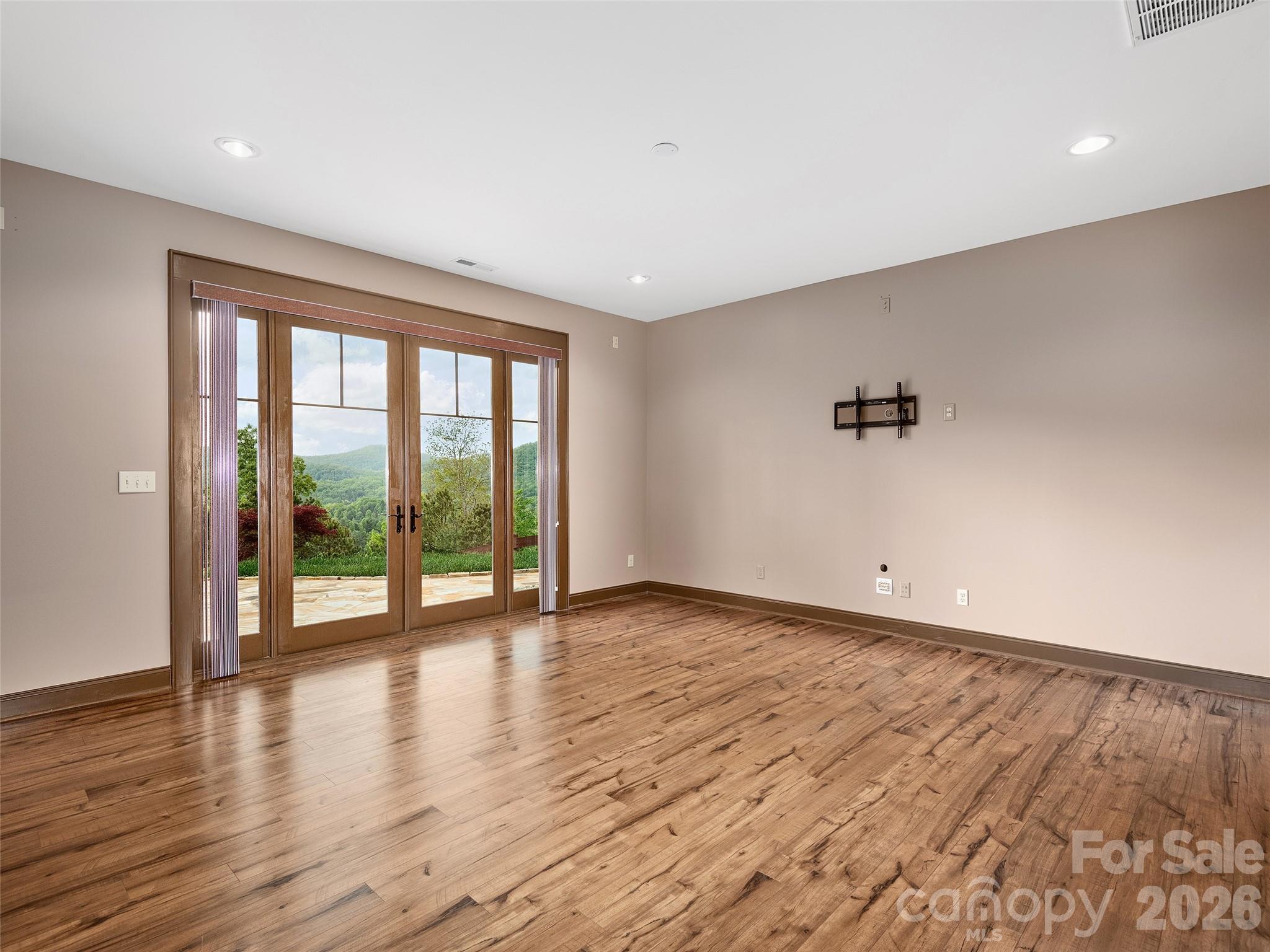91 Watershed Way Property Photo 21
