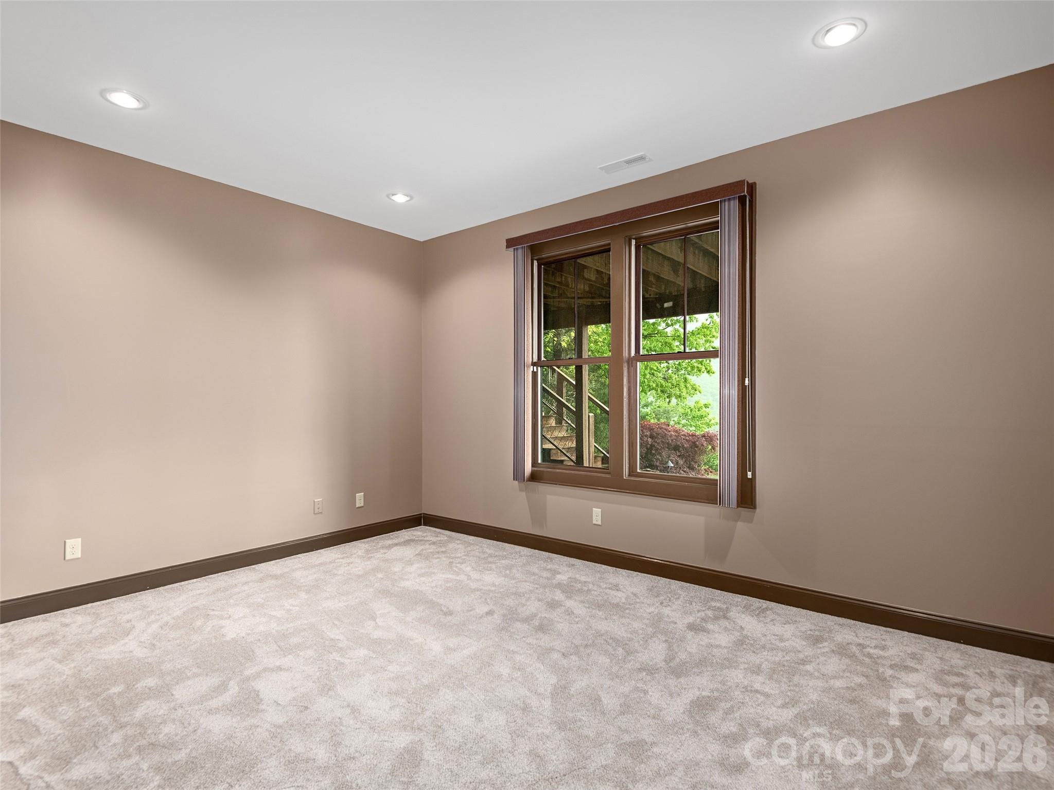 91 Watershed Way Property Photo 37