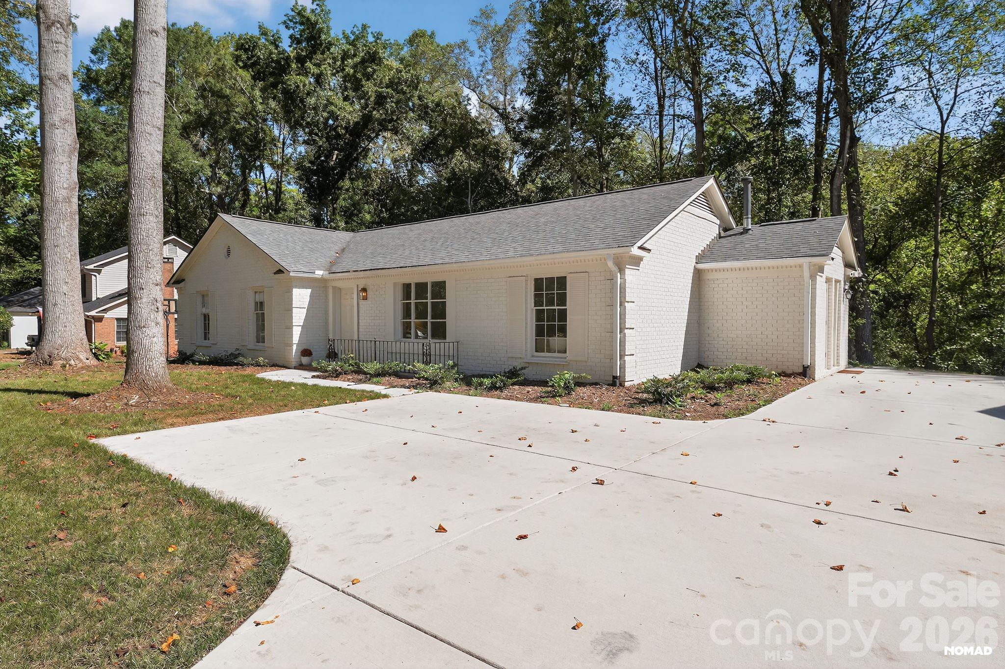 7107 Valley Haven Drive Property Photo 2