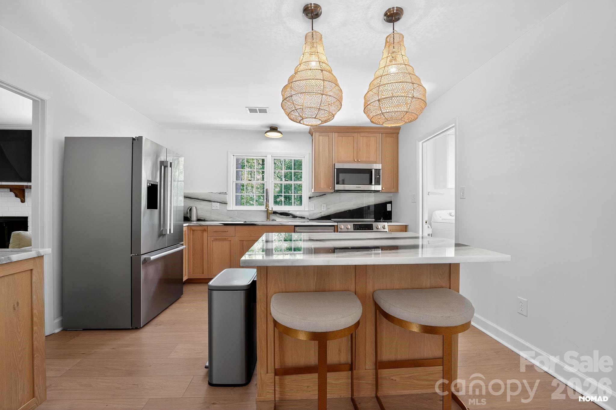 7107 Valley Haven Drive Property Photo 10