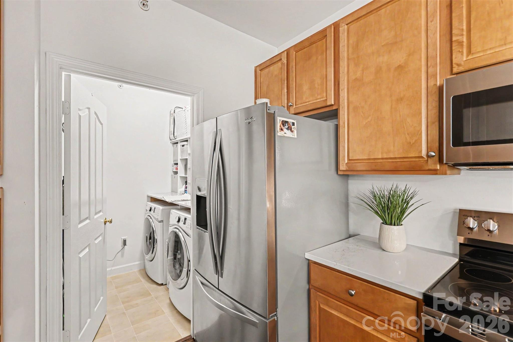 11855 Ridgeway Park Drive Property Photo 10
