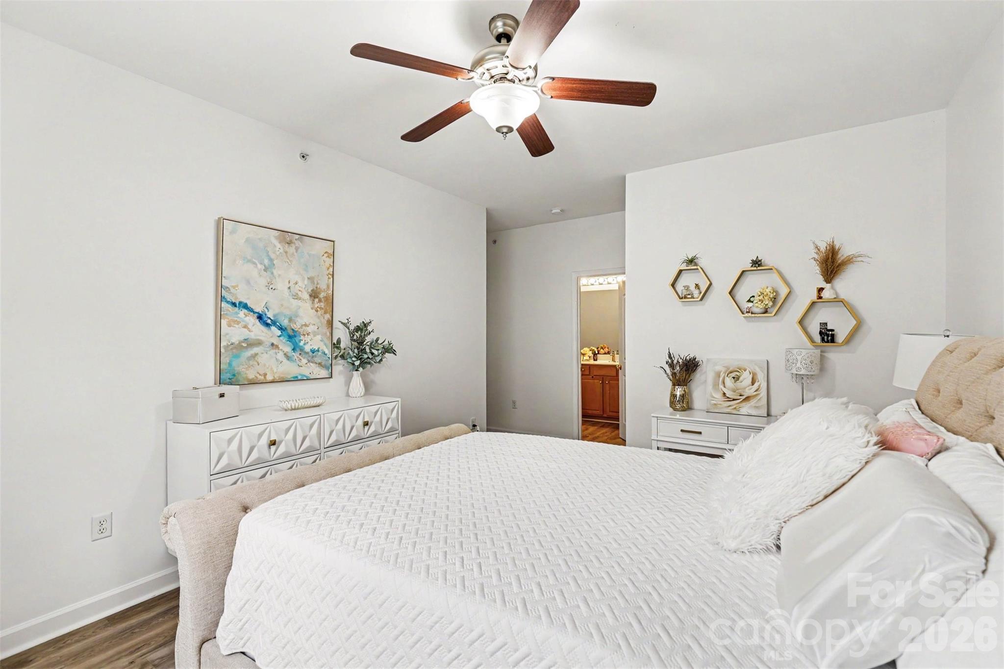 11855 Ridgeway Park Drive Property Photo 17