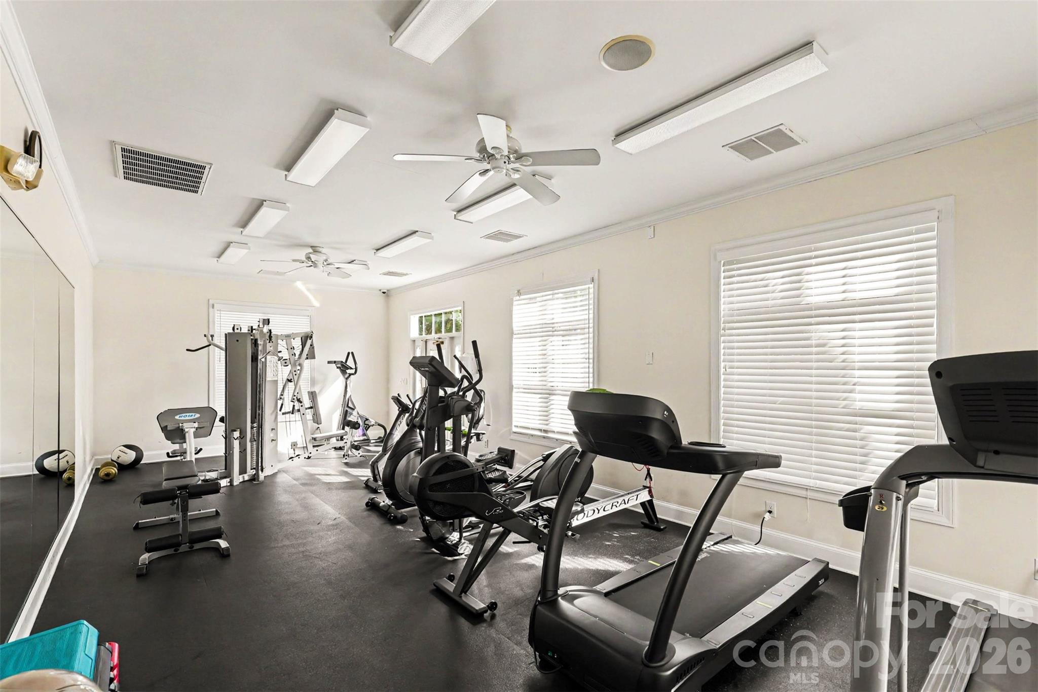 11855 Ridgeway Park Drive Property Photo 28