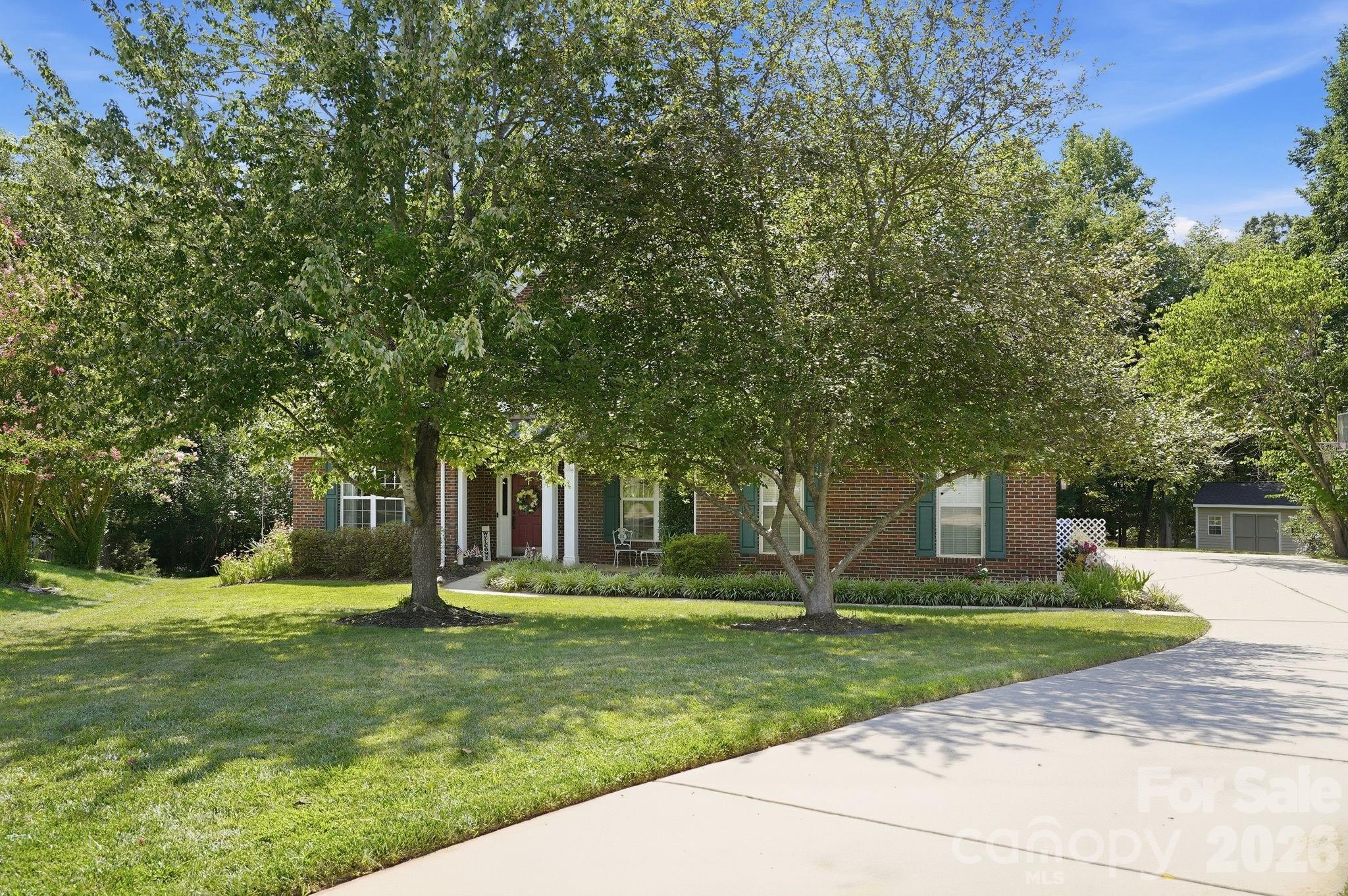 6121 Lostgate Lane Property Photo 2