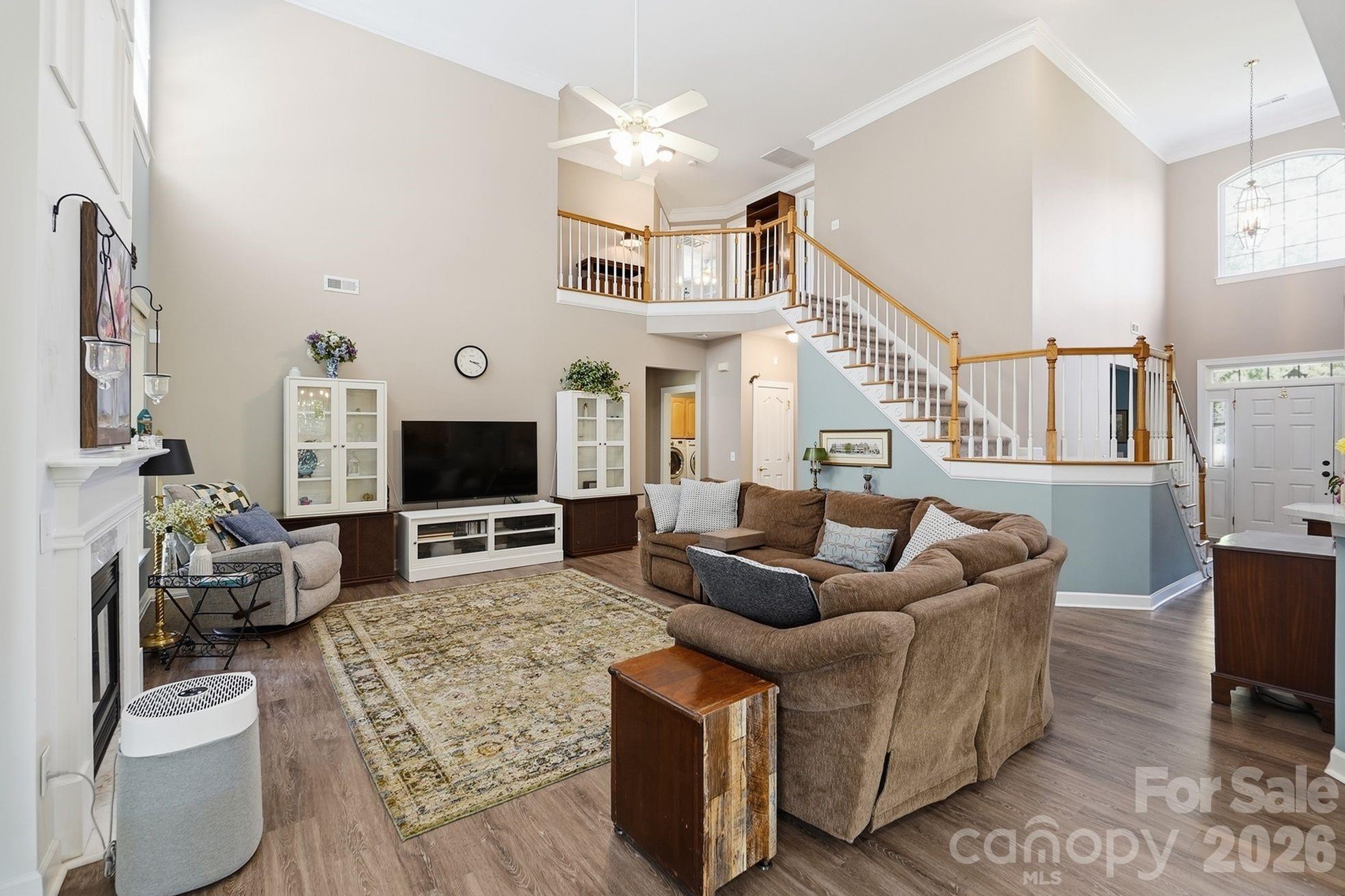 6121 Lostgate Lane Property Photo 14