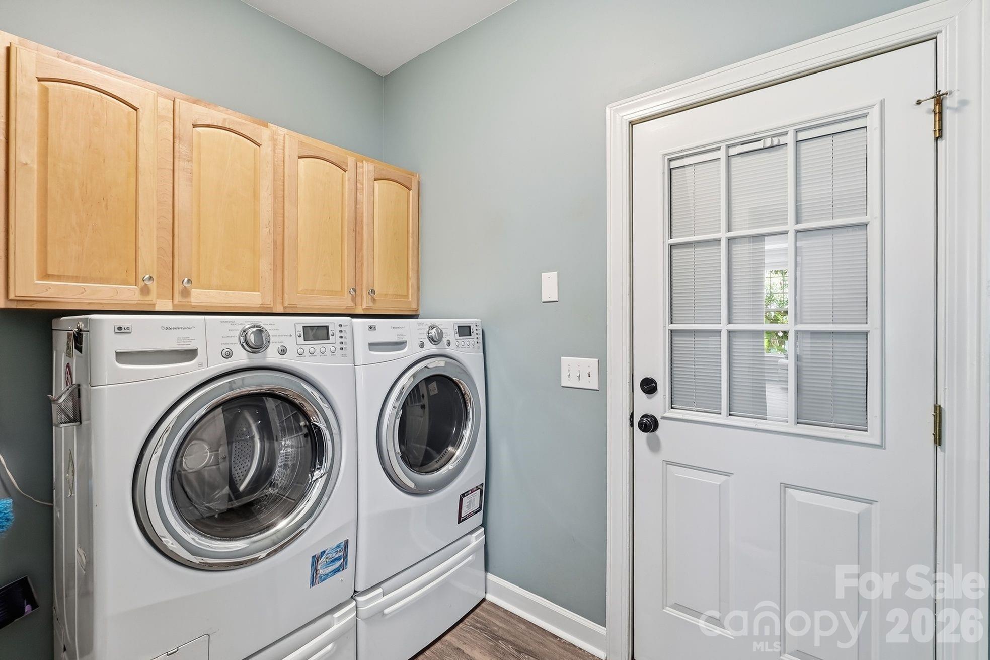 6121 Lostgate Lane Property Photo 17